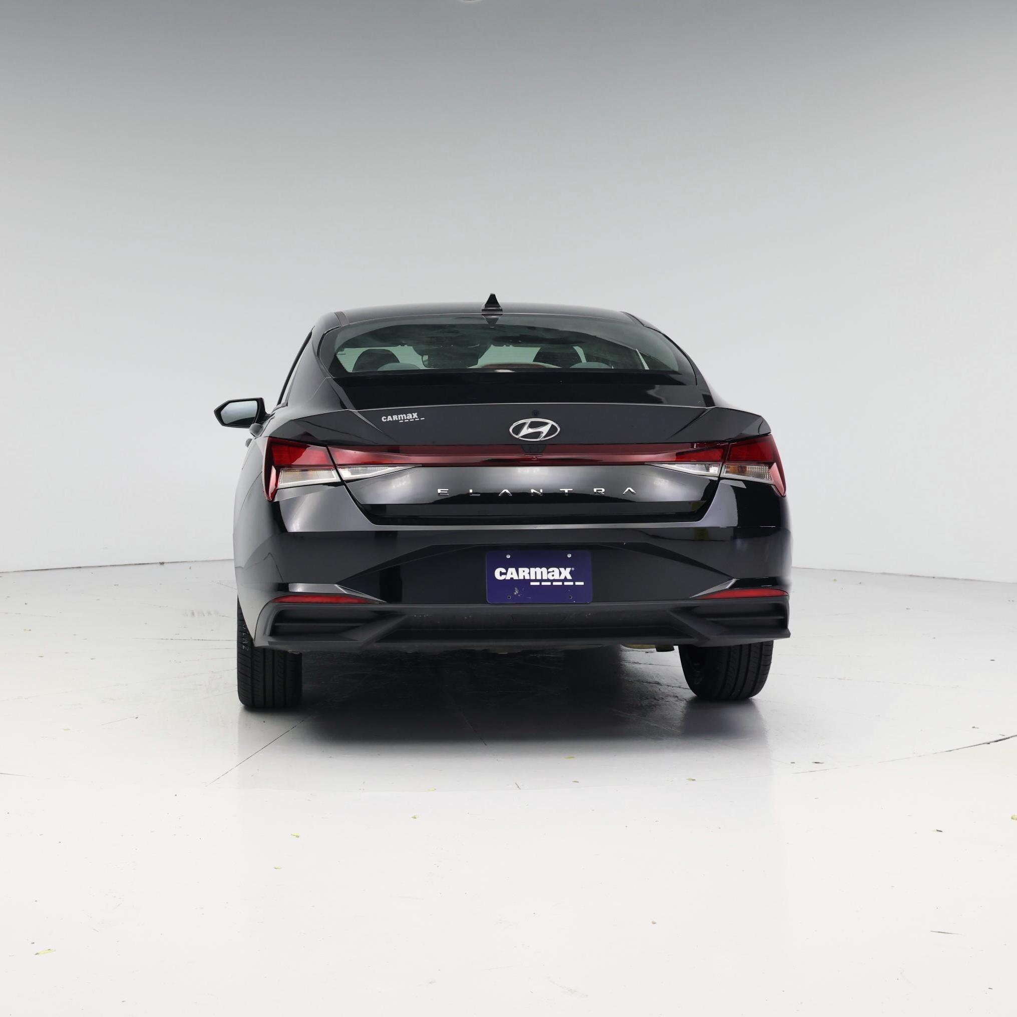 Thumbnail: 2023 Hyundai Elantra - 6