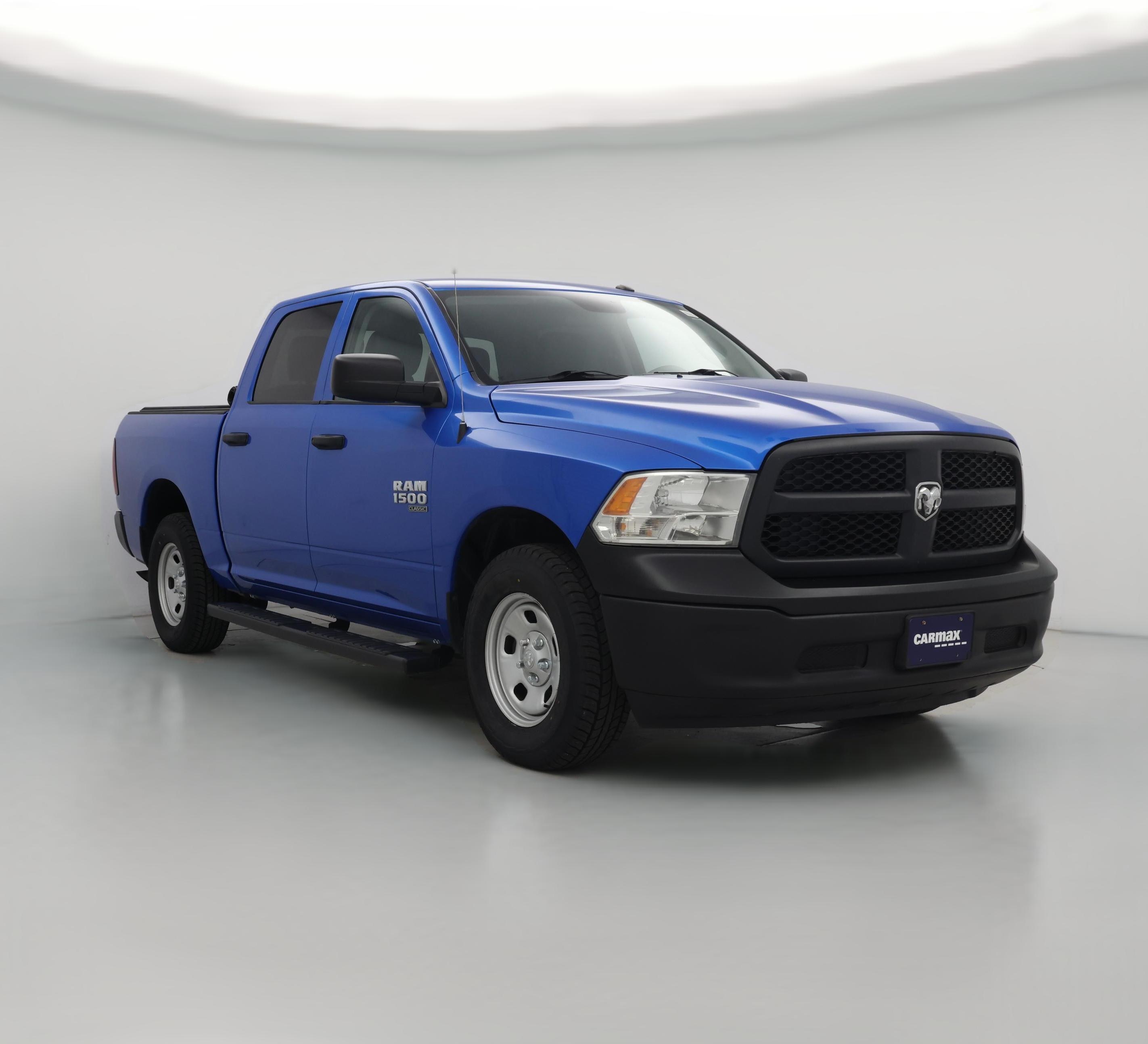 Thumbnail: 2021 RAM 1500 Classic - 1