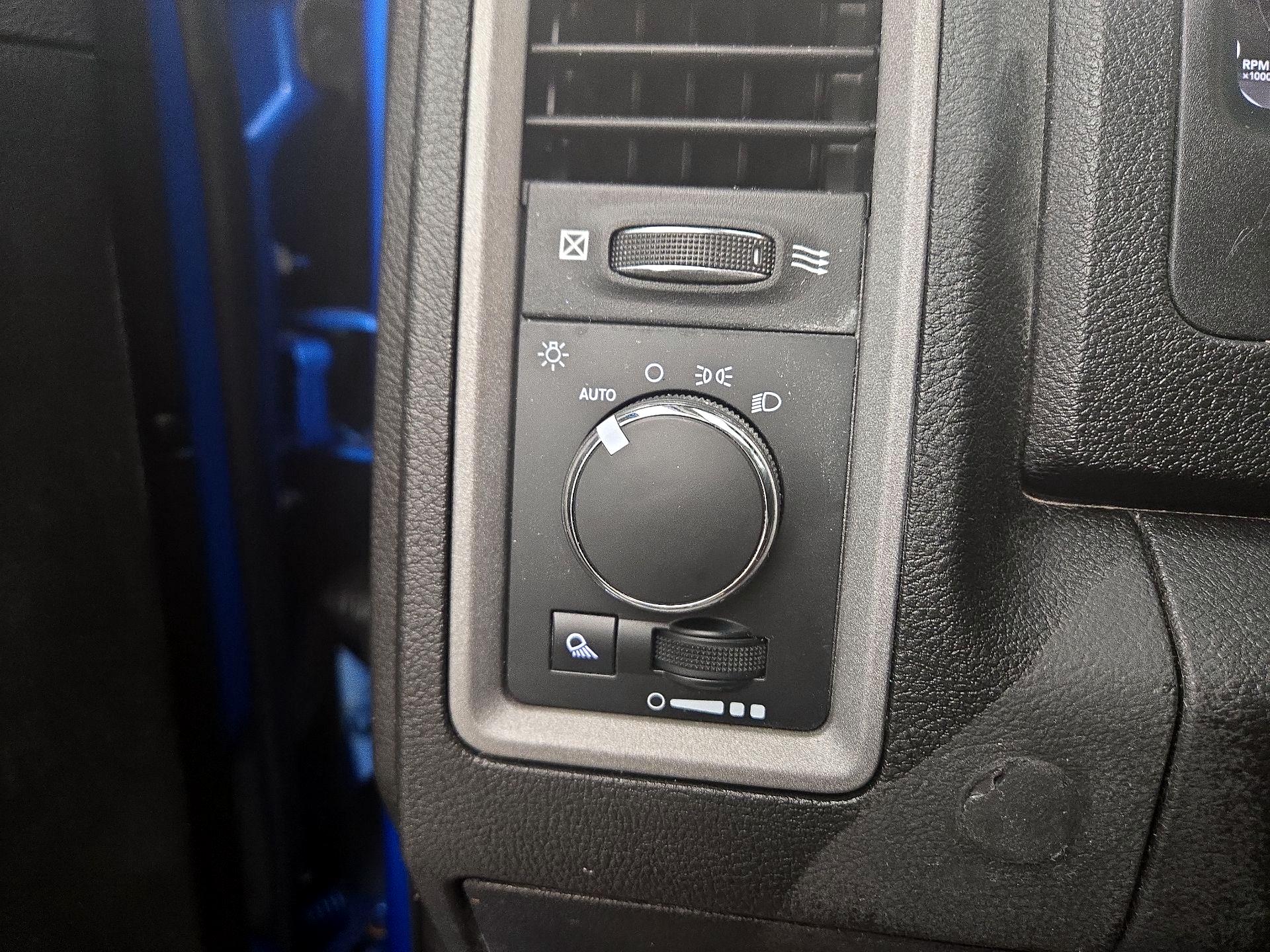 Thumbnail: 2021 RAM 1500 Classic - 13