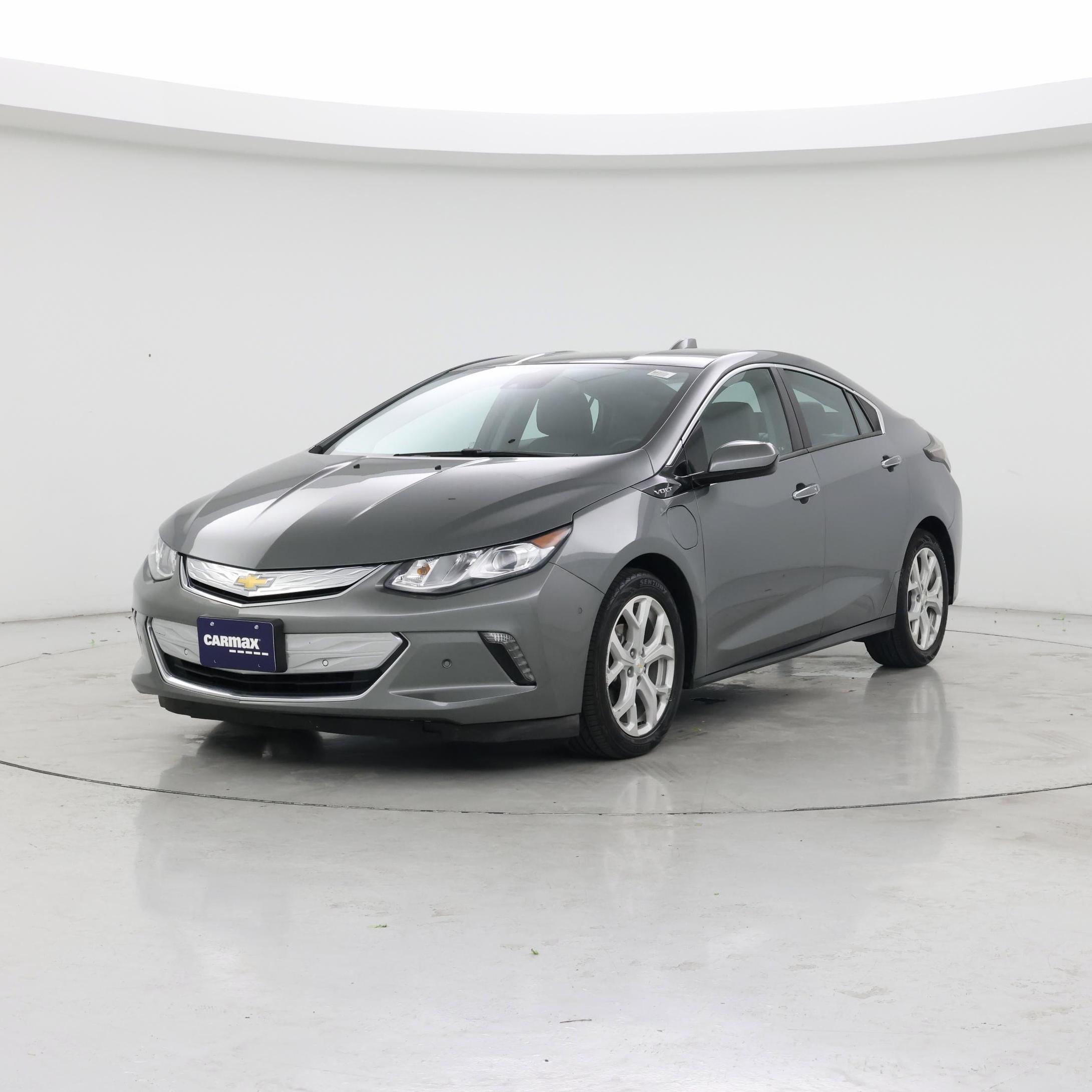 Thumbnail: 2017 Chevrolet Volt - 4