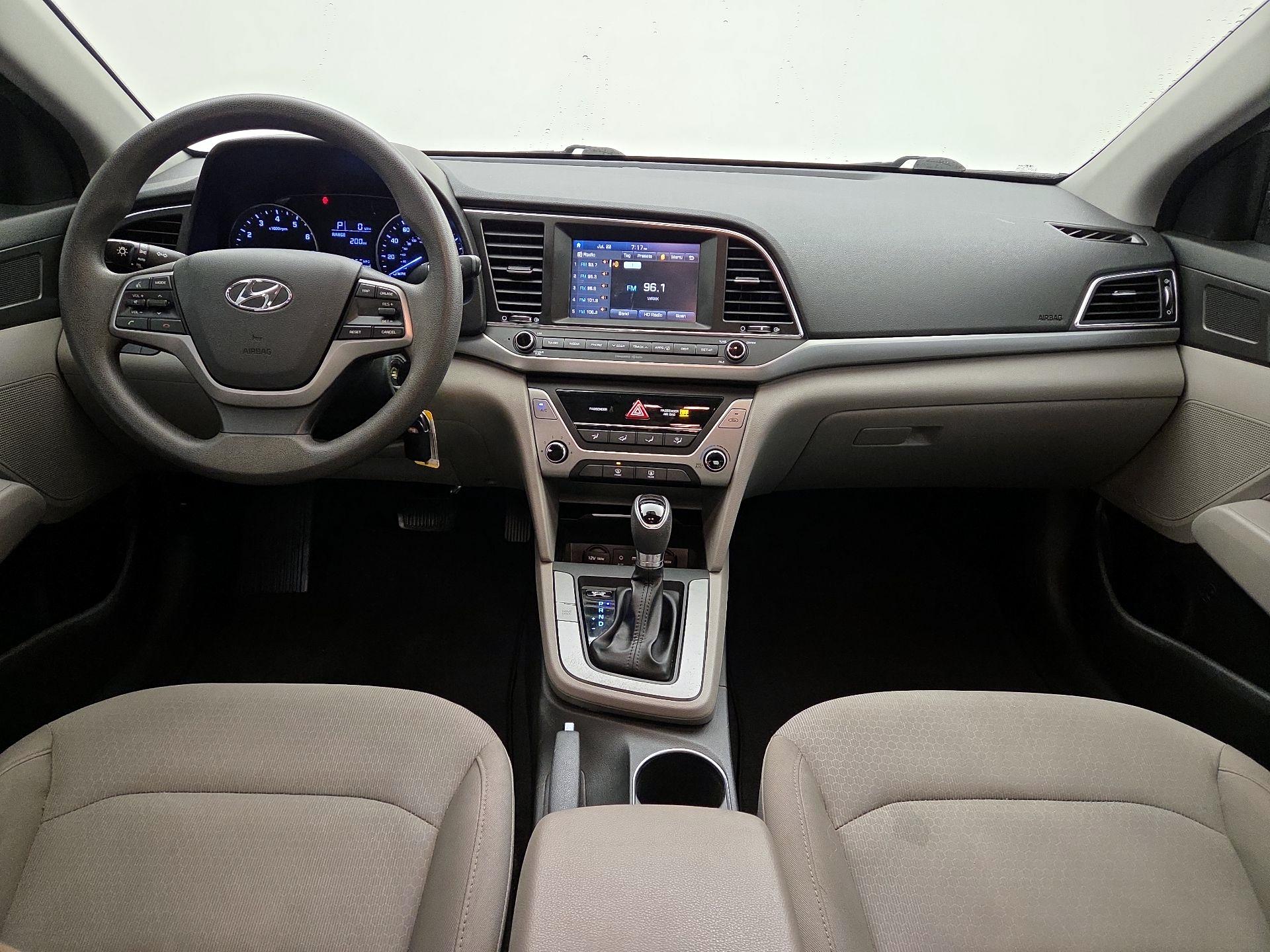 Thumbnail: 2017 Hyundai Elantra - 9