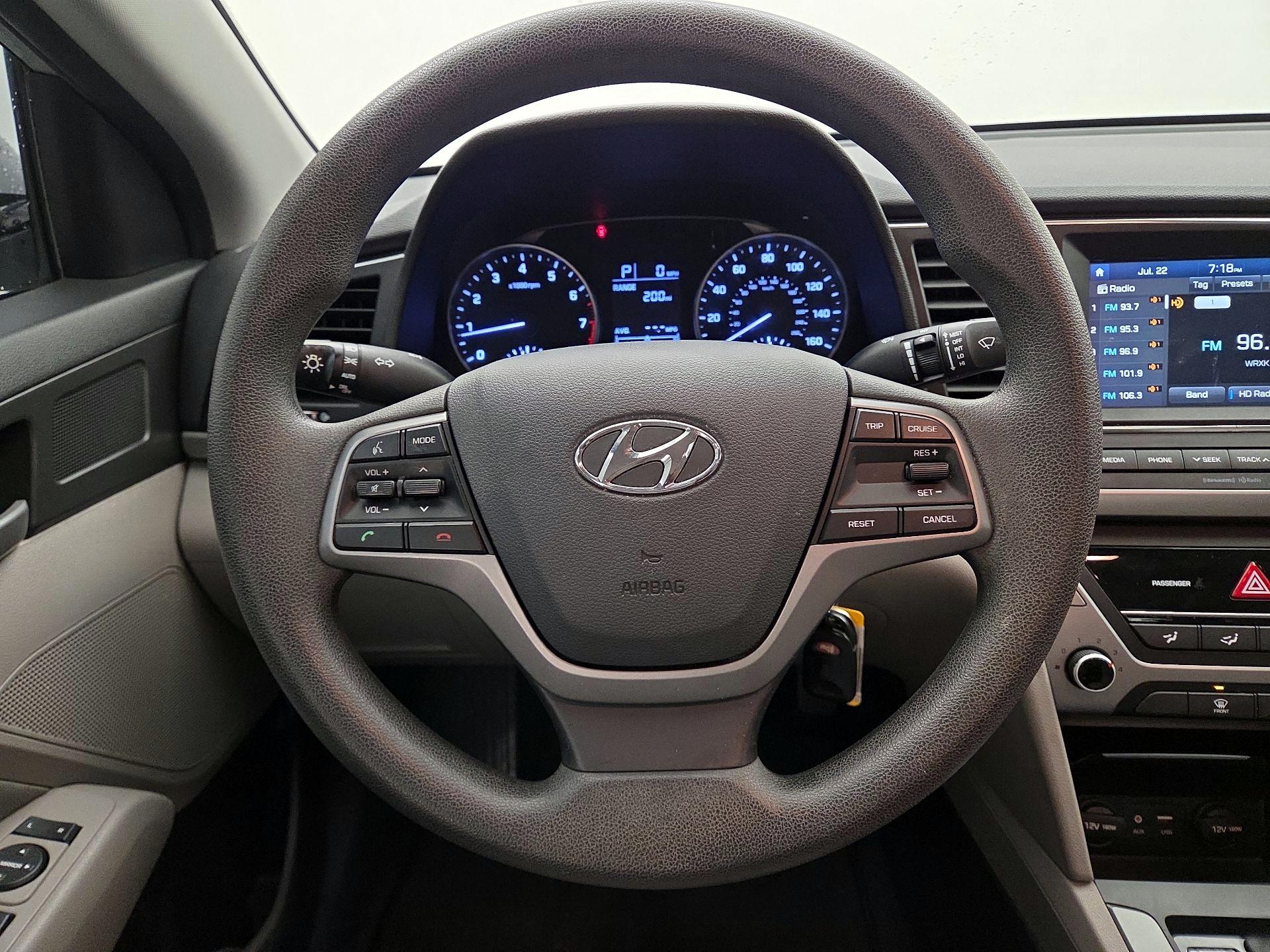 Thumbnail: 2017 Hyundai Elantra - 10