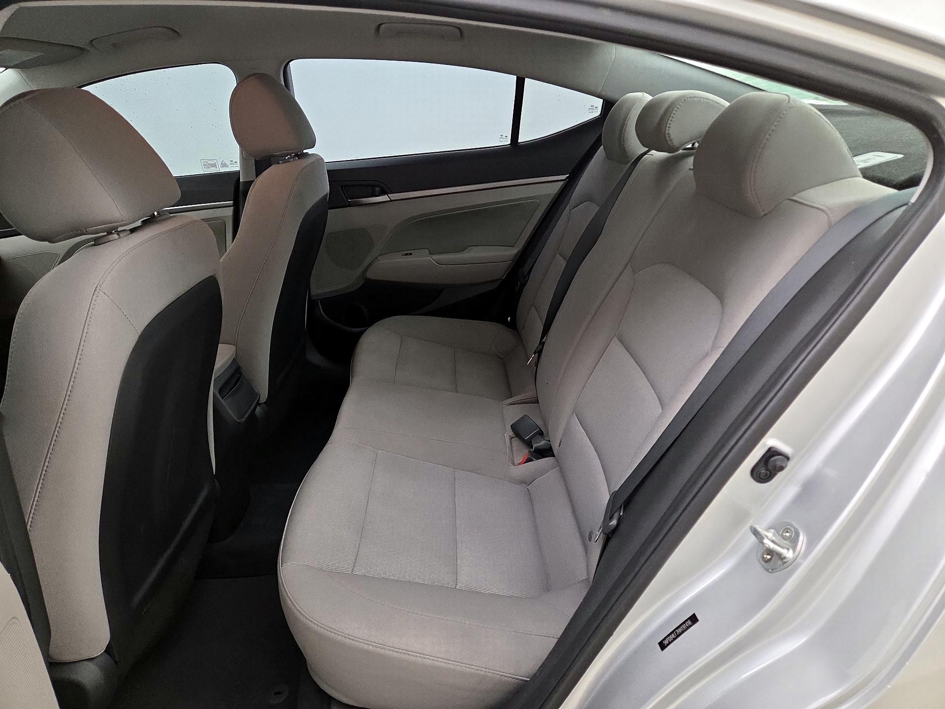 Thumbnail: 2017 Hyundai Elantra - 19