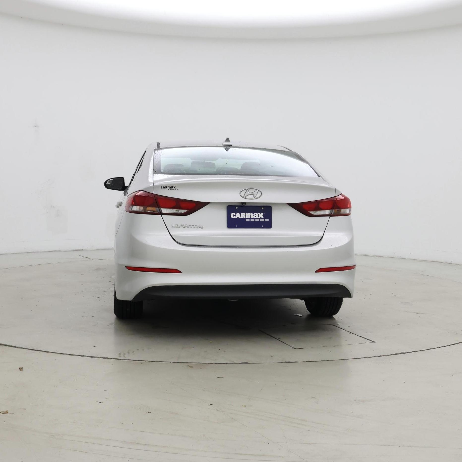 Thumbnail: 2017 Hyundai Elantra - 6