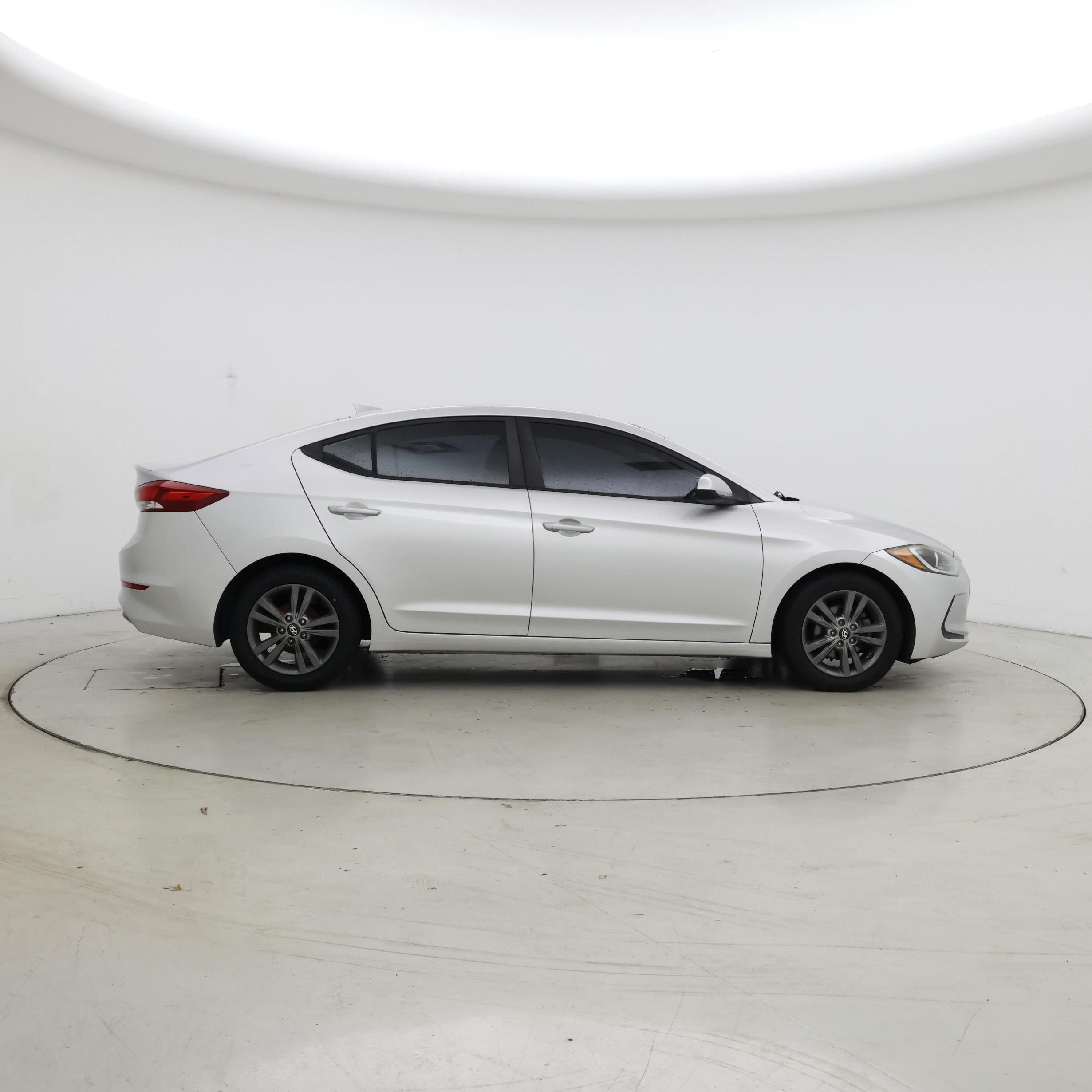 Thumbnail: 2017 Hyundai Elantra - 7