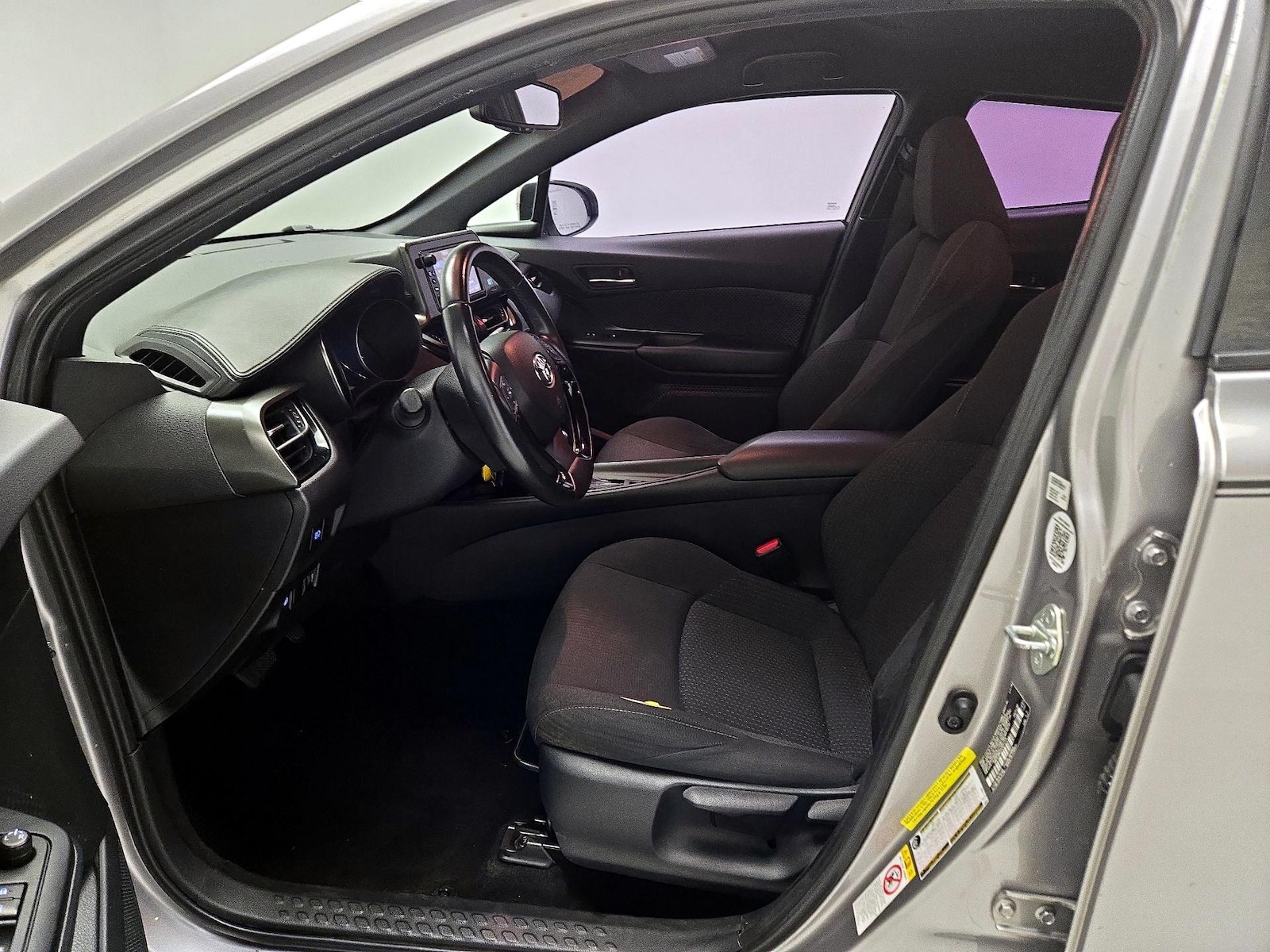 2018 Toyota C-HR XLE - Photo 10
