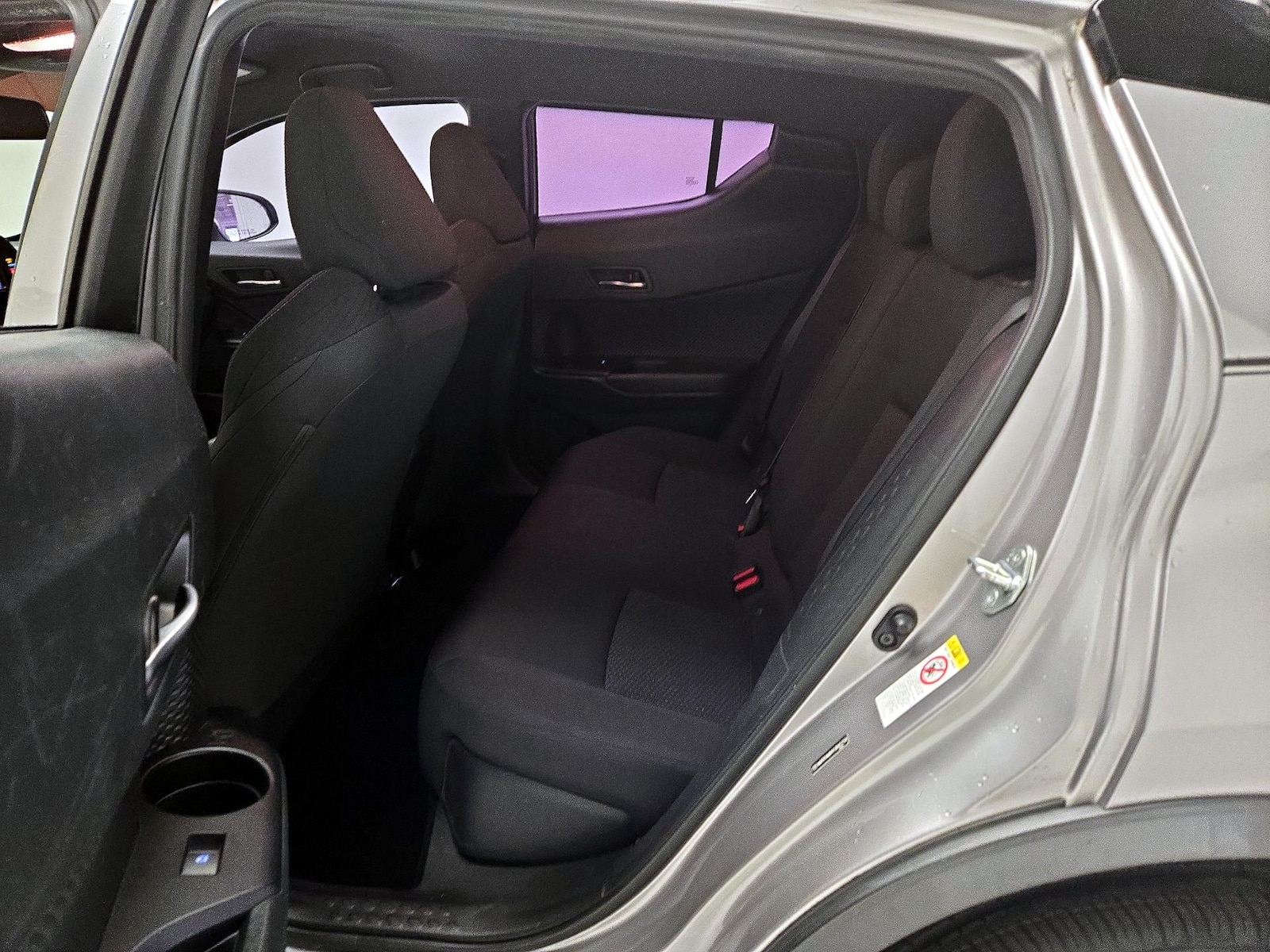 2018 Toyota C-HR XLE - Photo 17