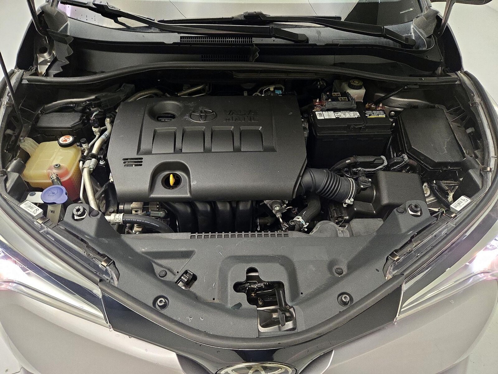 2018 Toyota C-HR XLE - Photo 19
