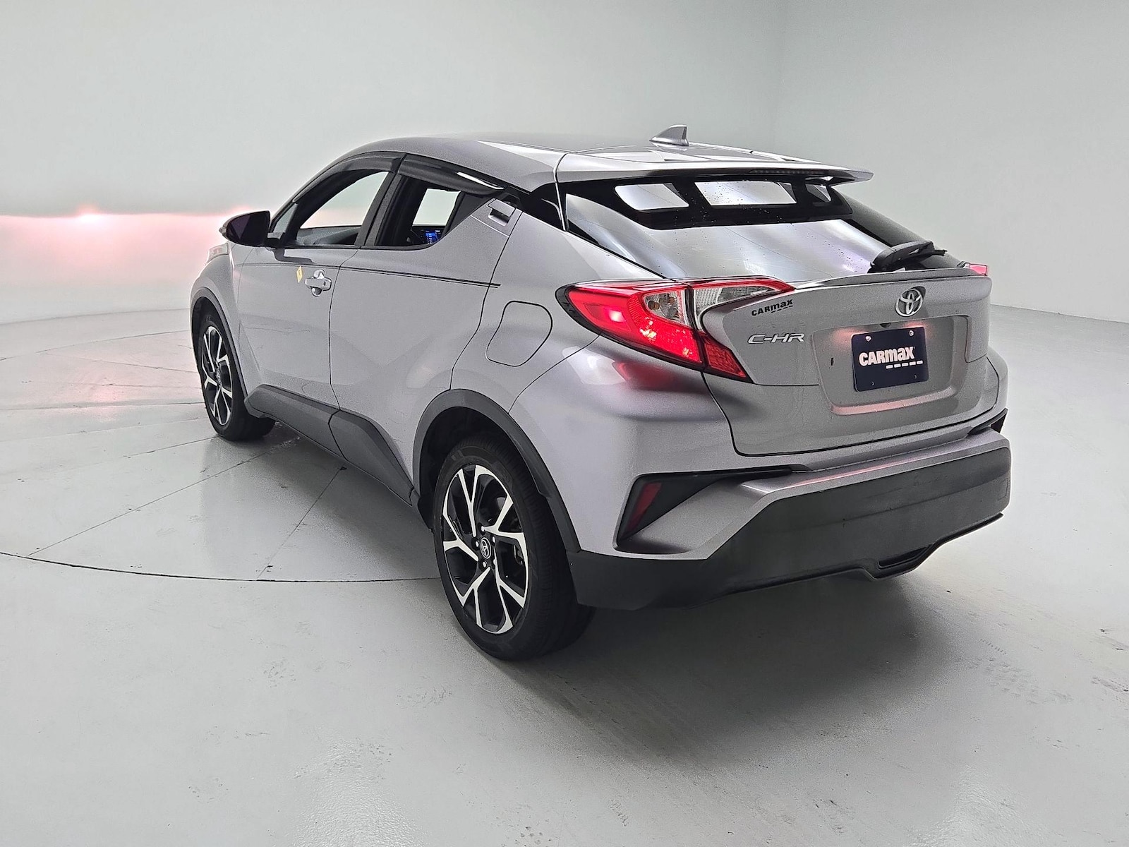 2018 Toyota C-HR XLE - Photo 7
