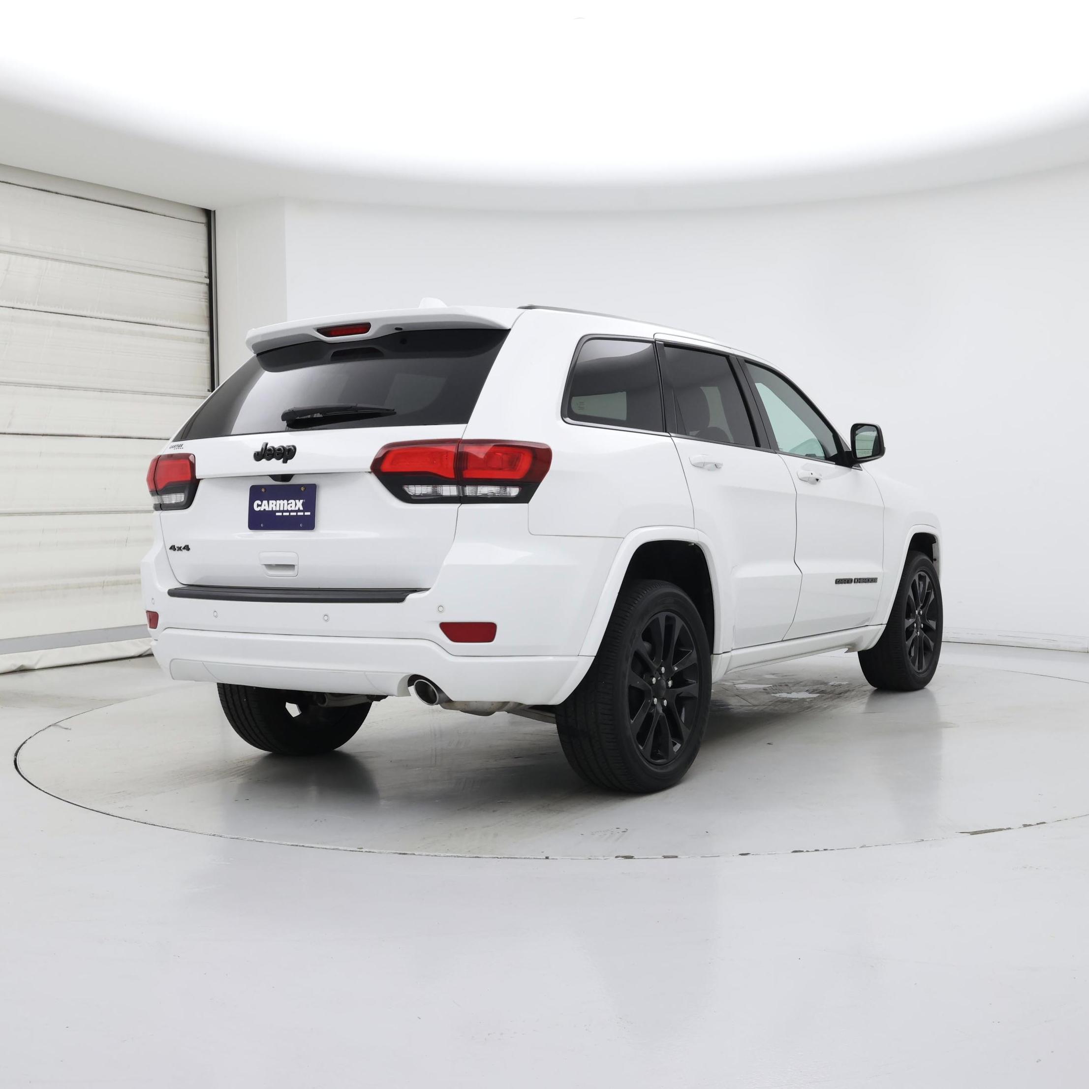 Thumbnail: 2021 Jeep Grand Cherokee - 8
