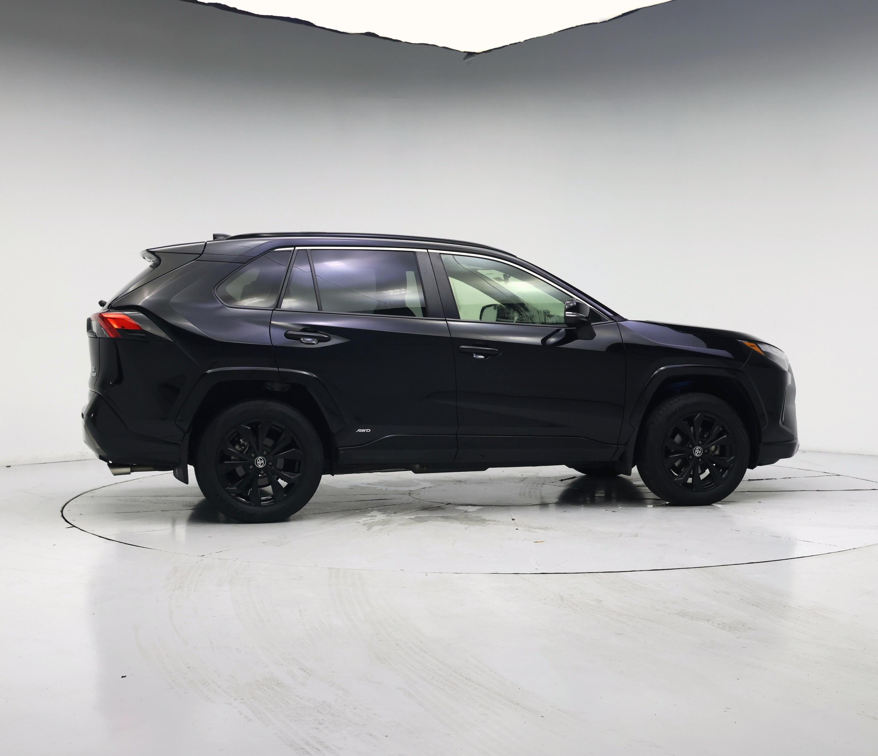 Thumbnail: 2022 Toyota RAV4 - 7