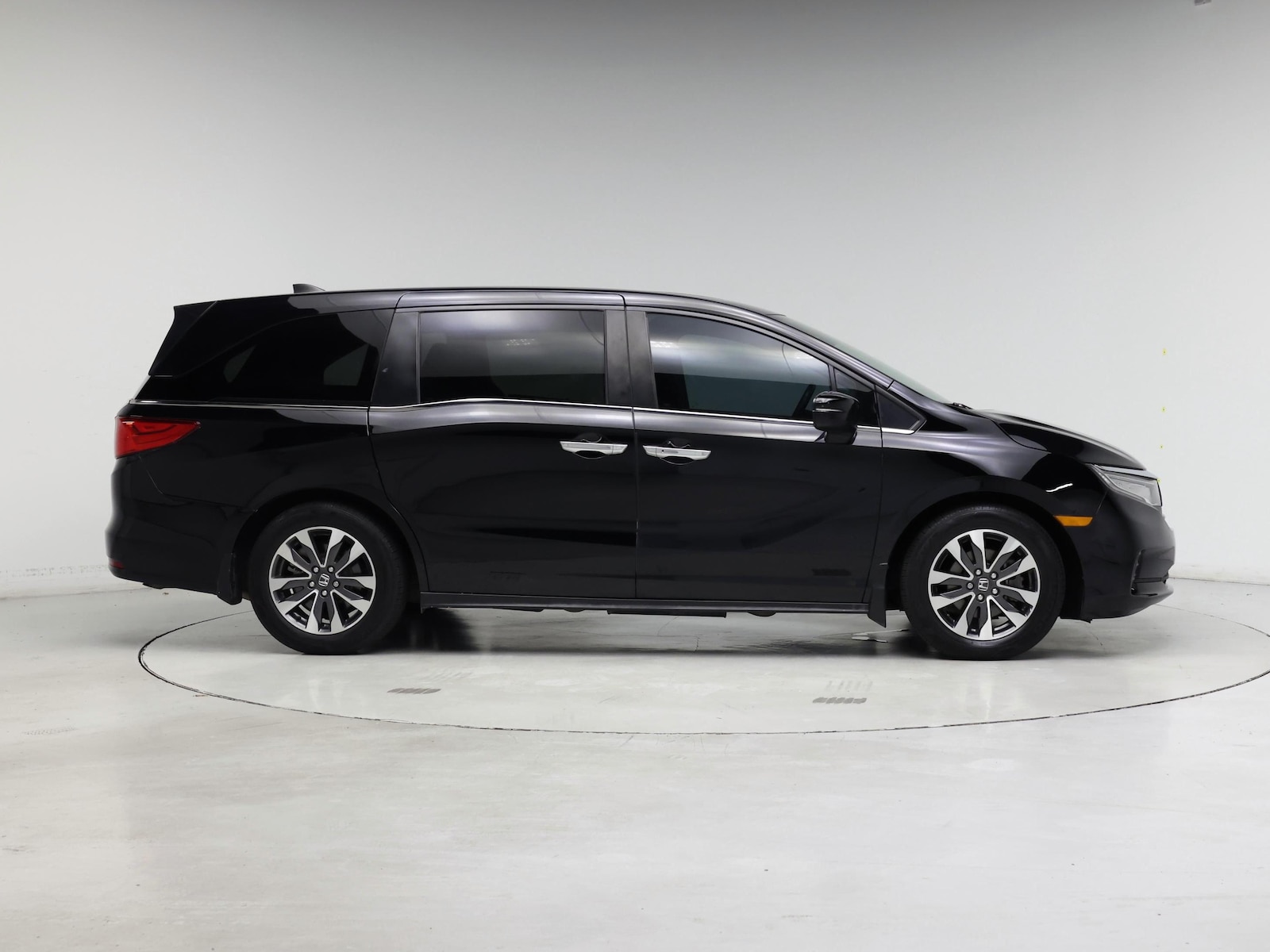2023 Honda Odyssey EX-L - Photo 8