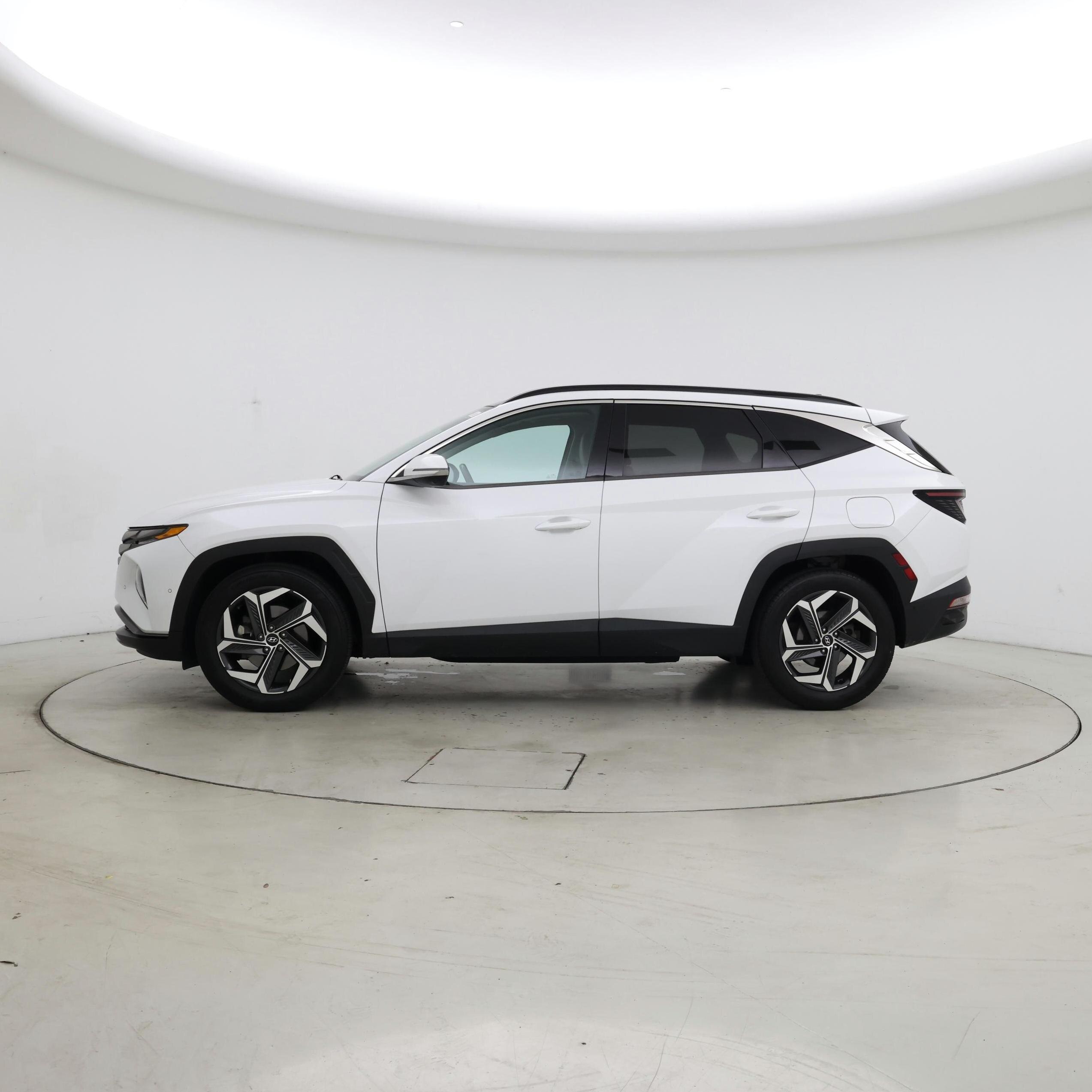Thumbnail: 2022 Hyundai Tucson - 3