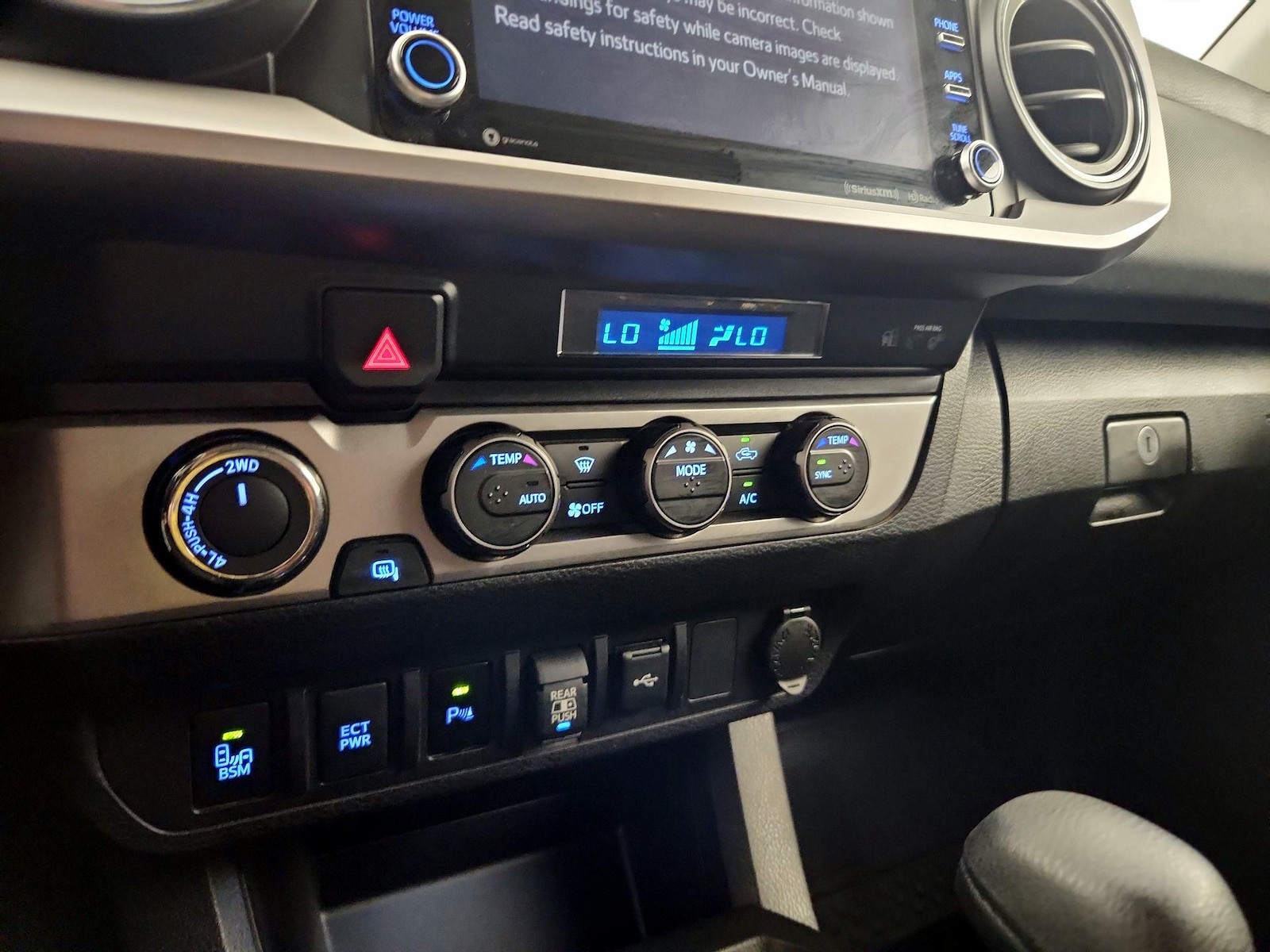 2022 Toyota Tacoma SR5 - Photo 17