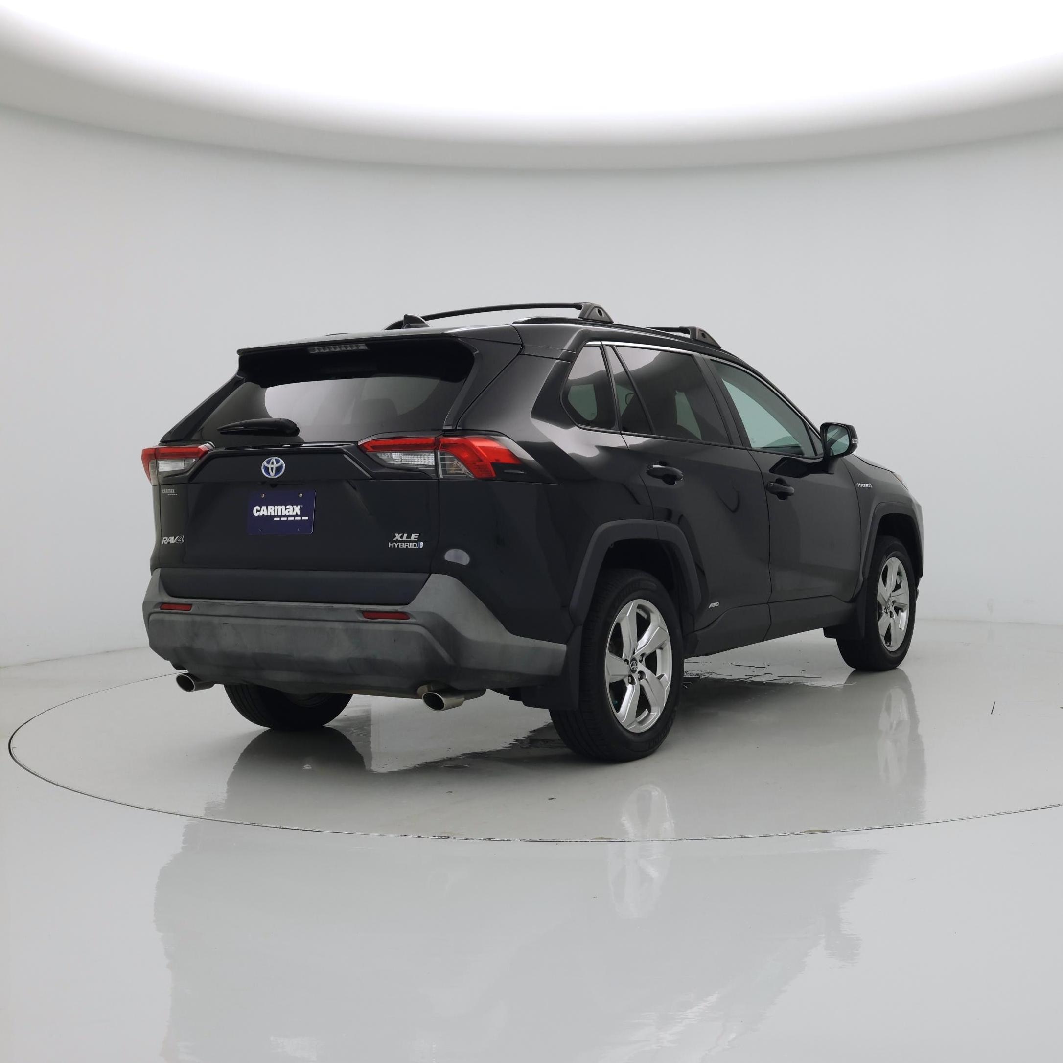 Thumbnail: 2021 Toyota RAV4 - 8