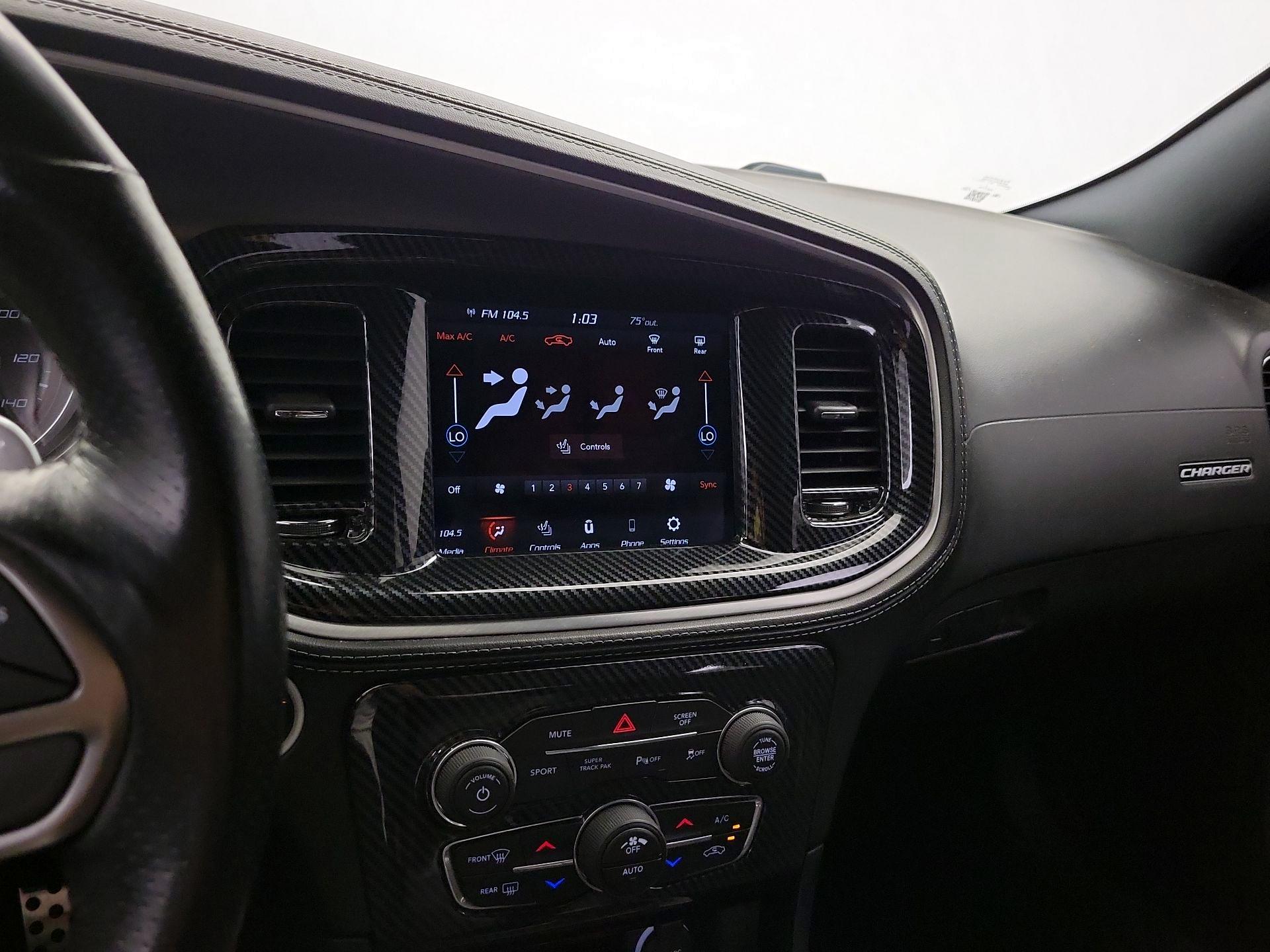 Thumbnail: 2020 Dodge Charger - 16