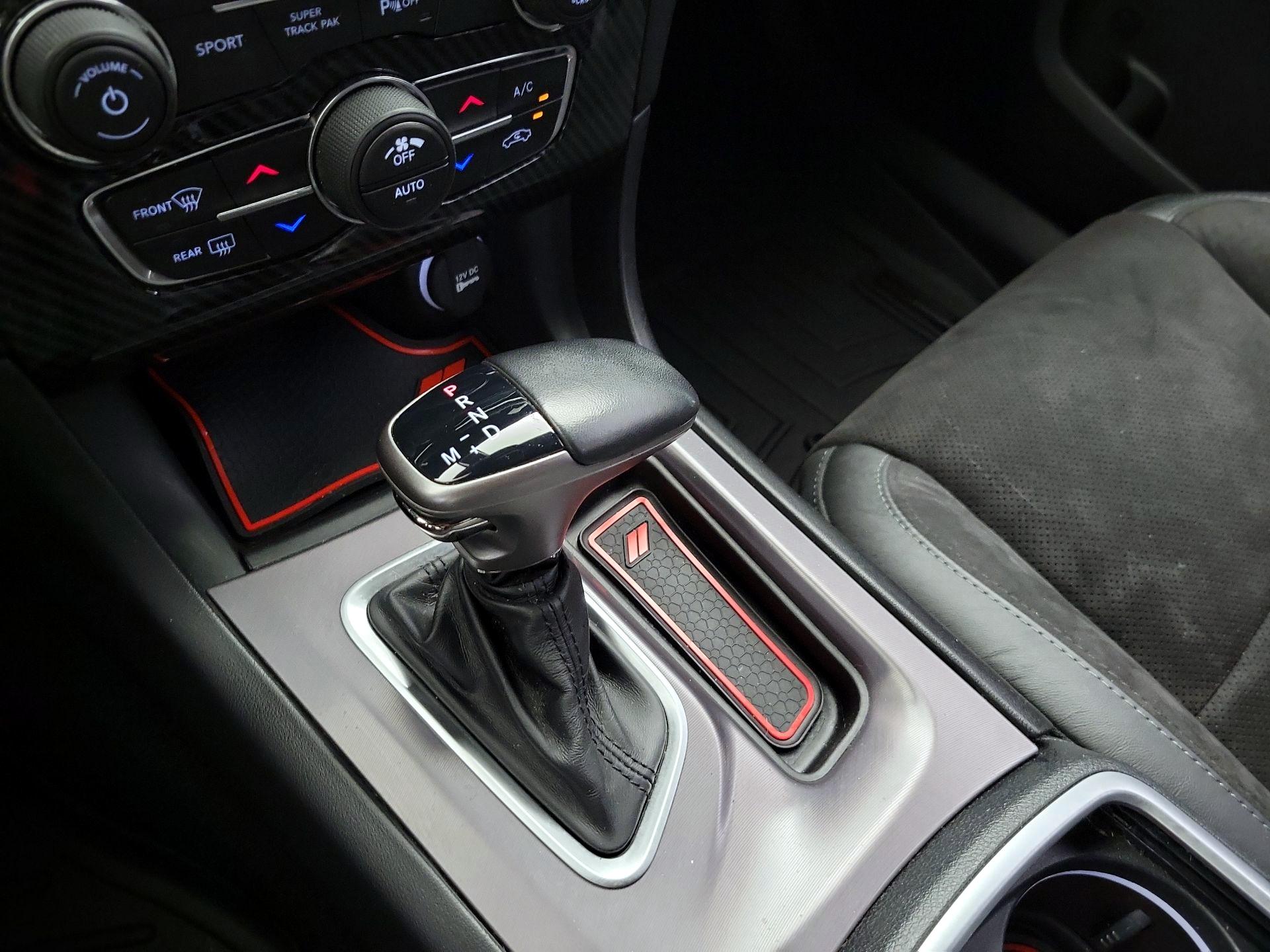 Thumbnail: 2020 Dodge Charger - 17