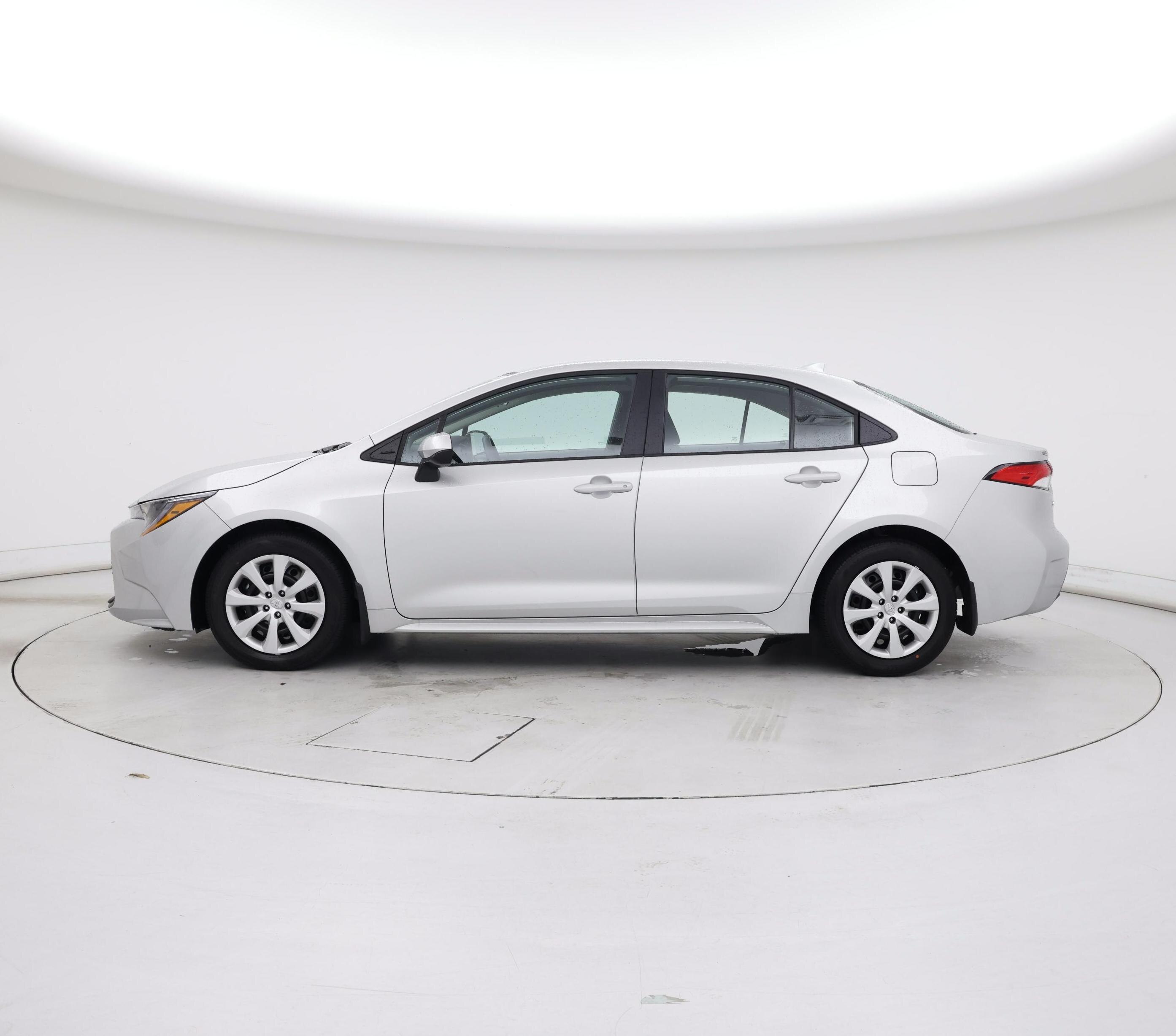 Thumbnail: 2026 Toyota Corolla - 3