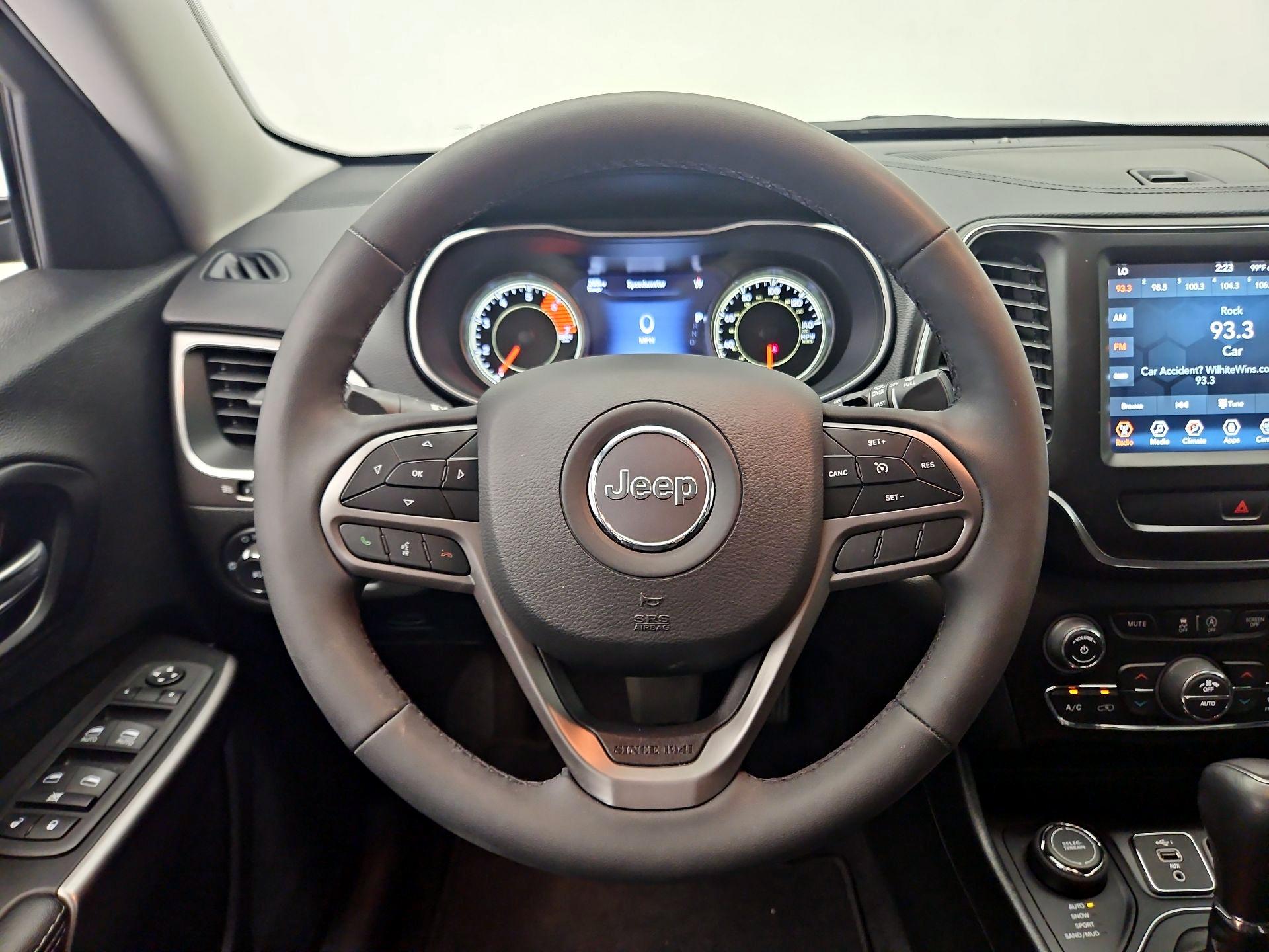 Thumbnail: 2022 Jeep Cherokee - 10