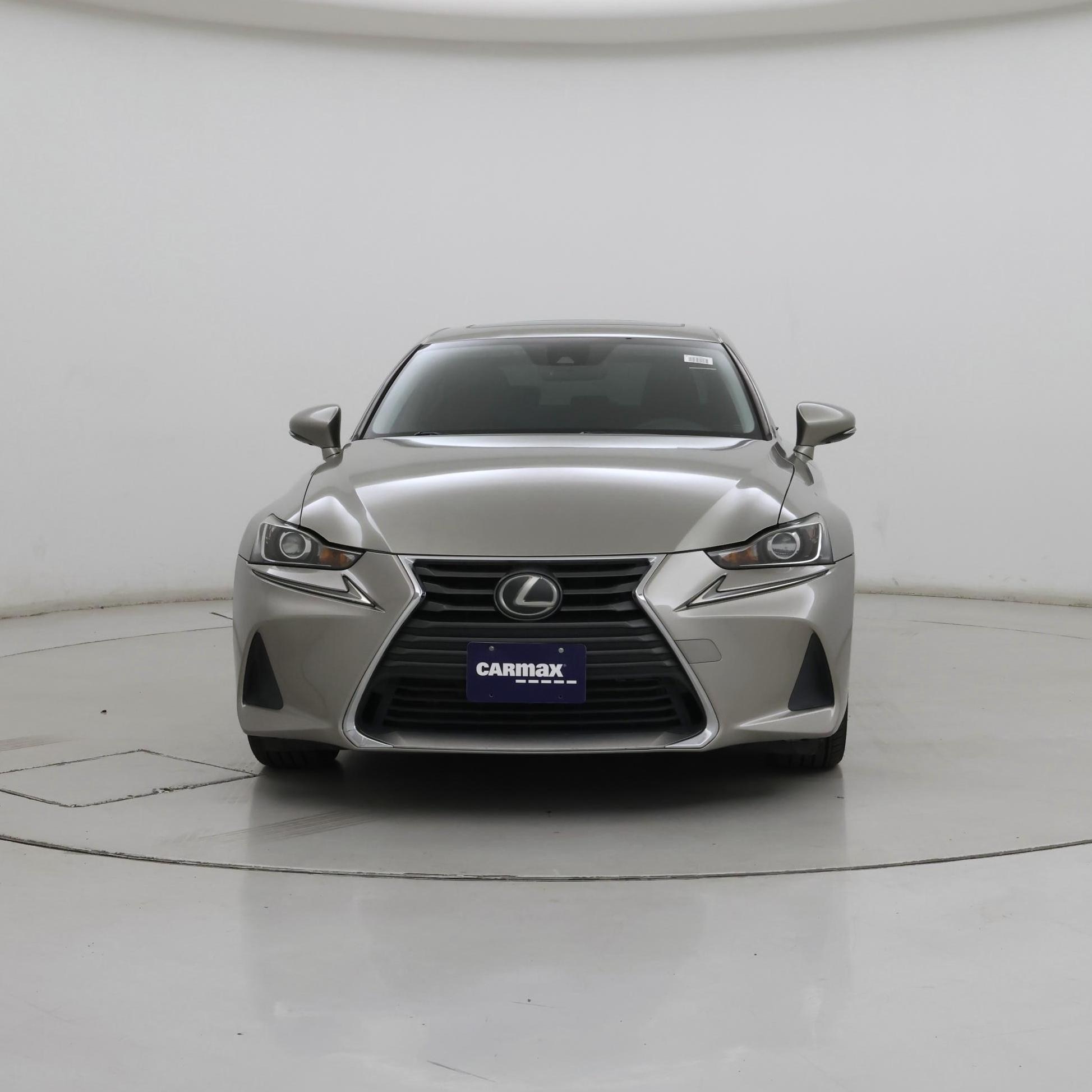 Thumbnail: 2019 Lexus IS - 5