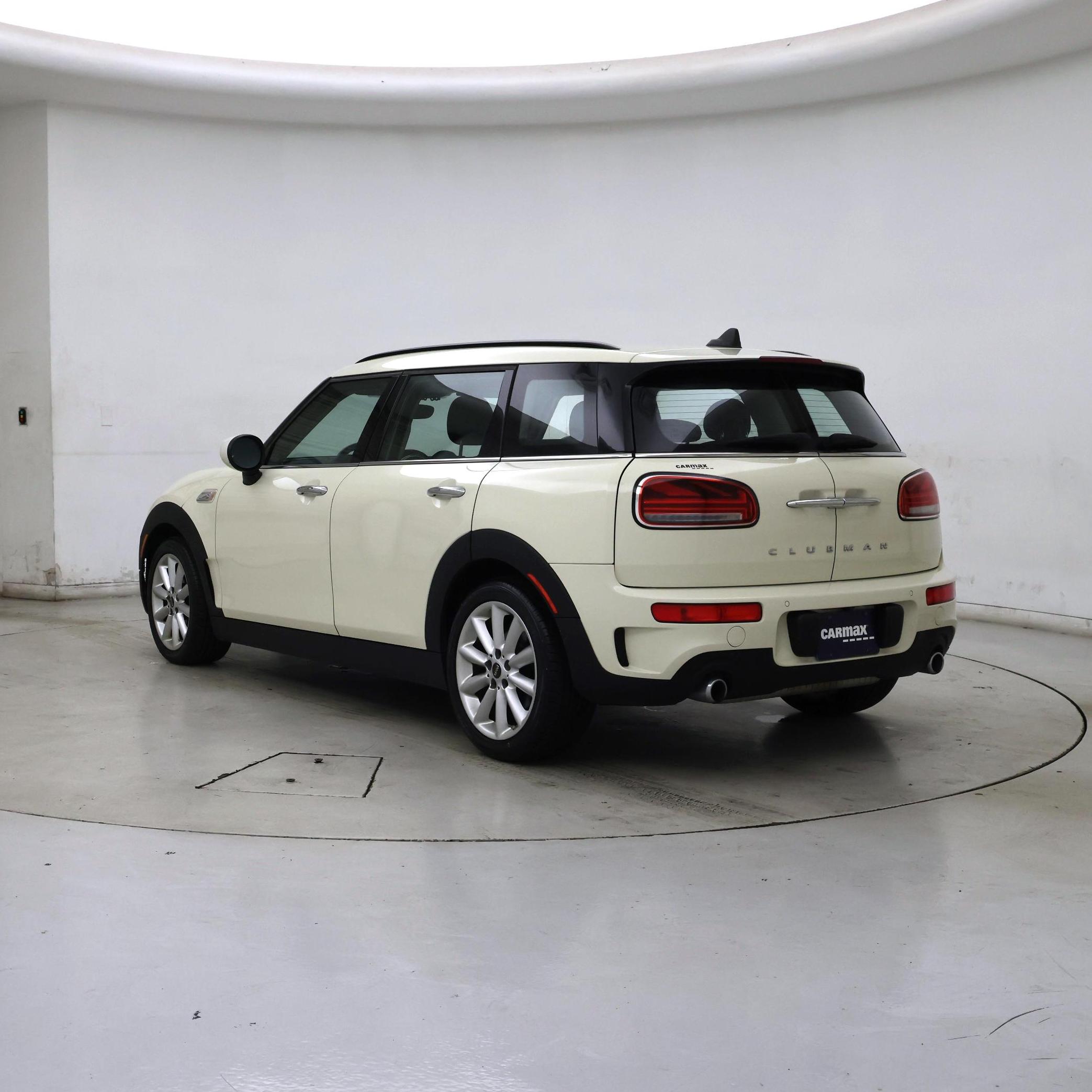 Thumbnail: 2020 MINI Cooper Clubman - 2