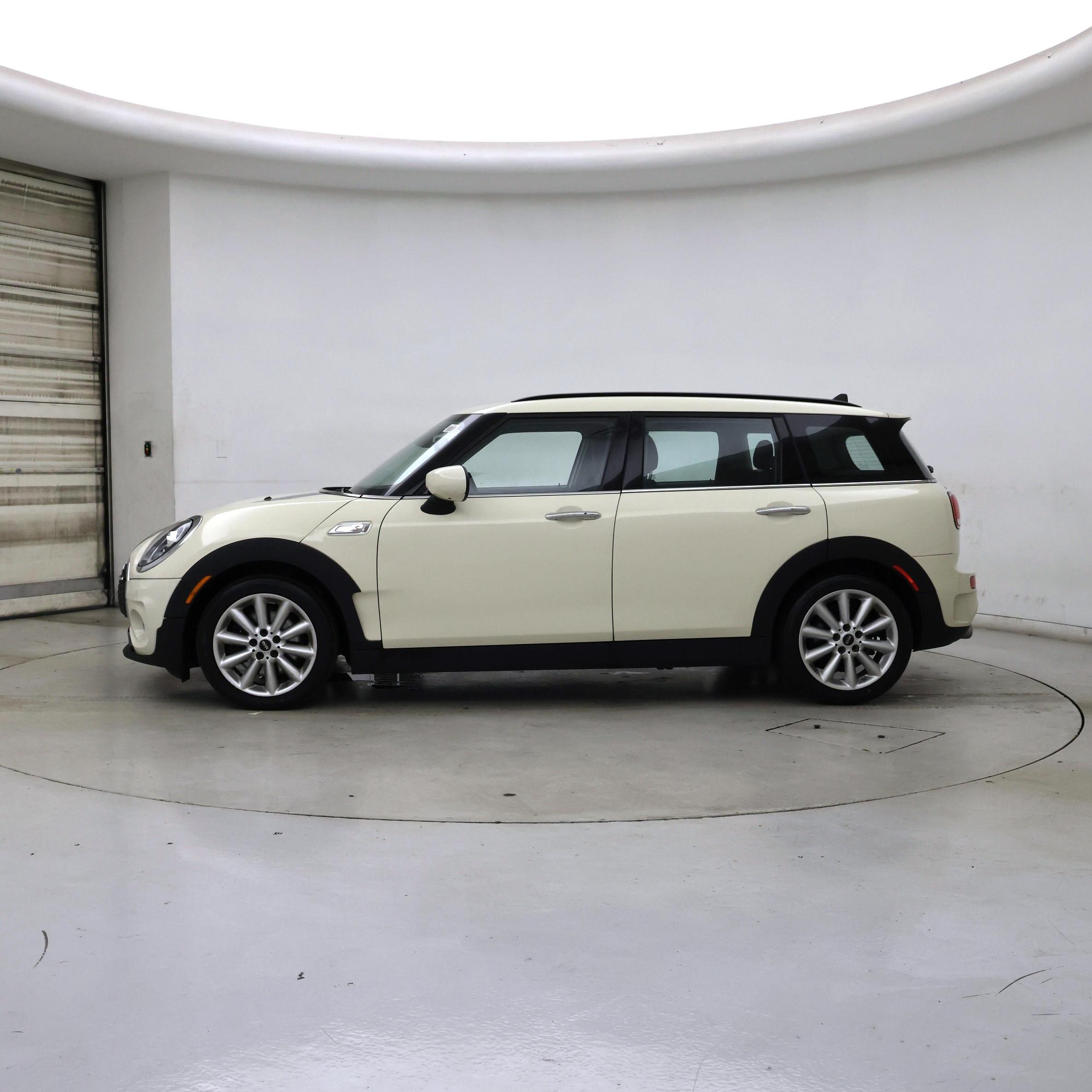 Thumbnail: 2020 MINI Cooper Clubman - 3