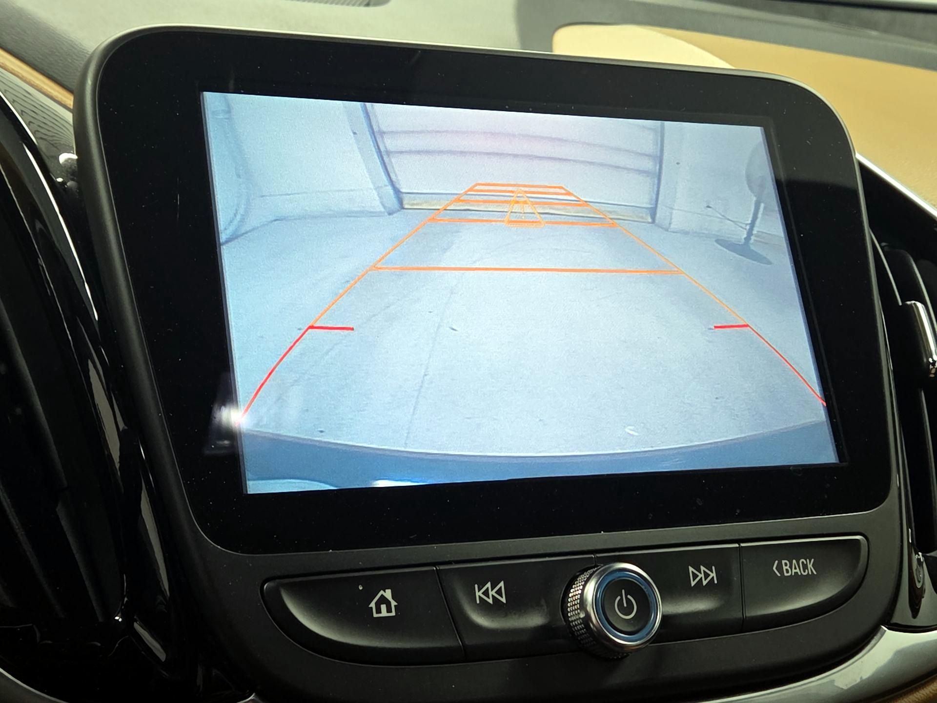Thumbnail: 2017 Chevrolet Volt - 15