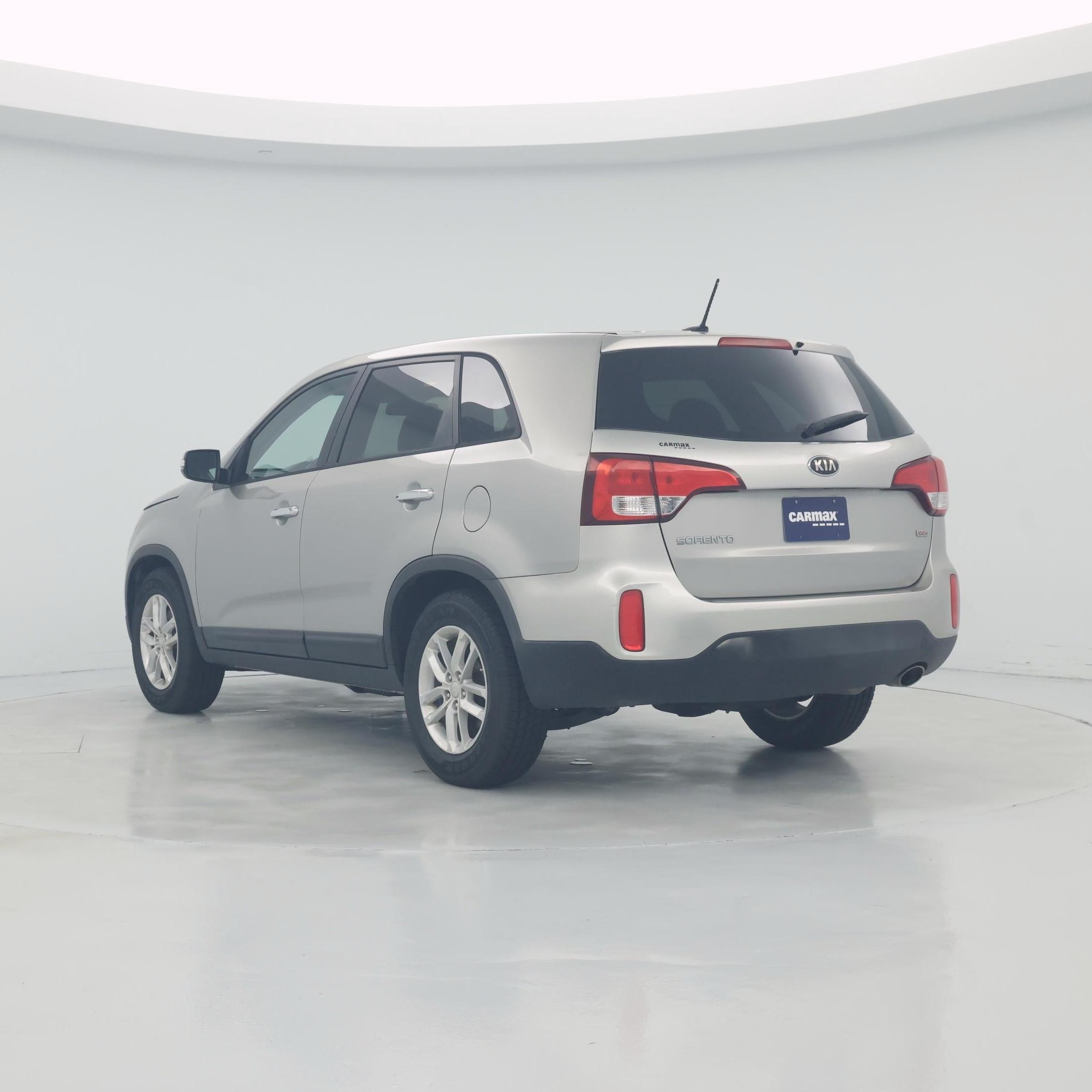 Thumbnail: 2015 Kia Sorento - 2