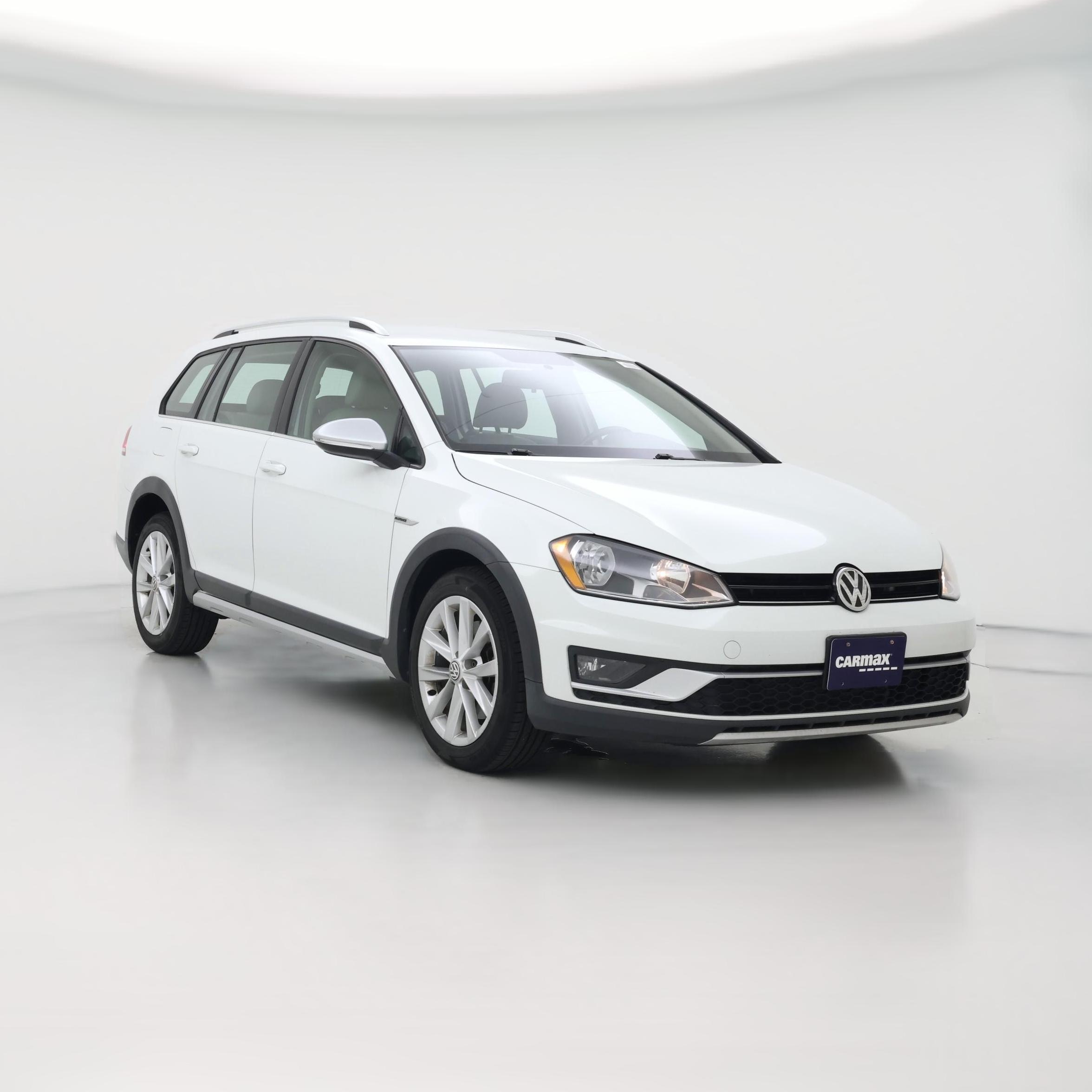 Thumbnail: 2017 Volkswagen Golf - 1