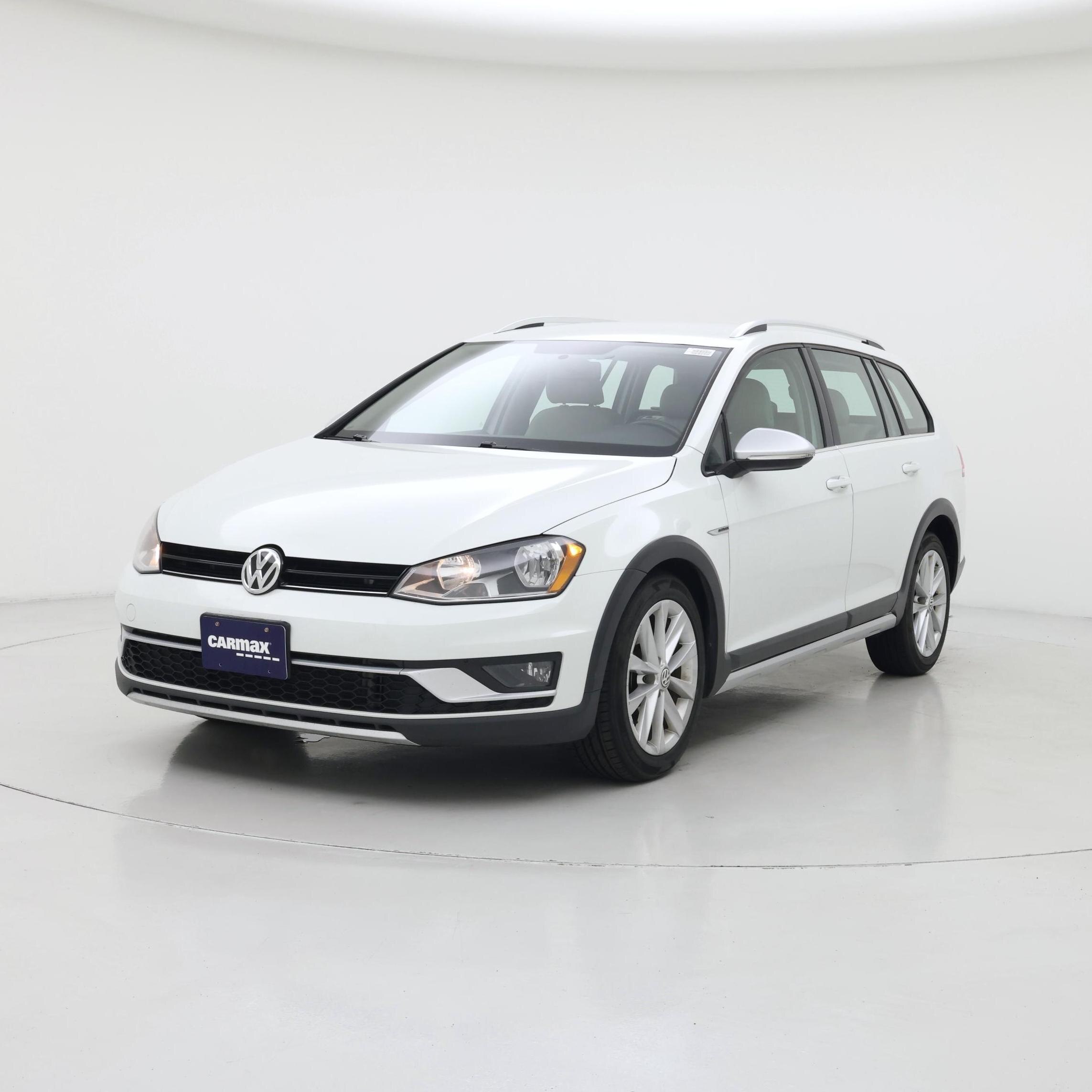 Thumbnail: 2017 Volkswagen Golf - 4