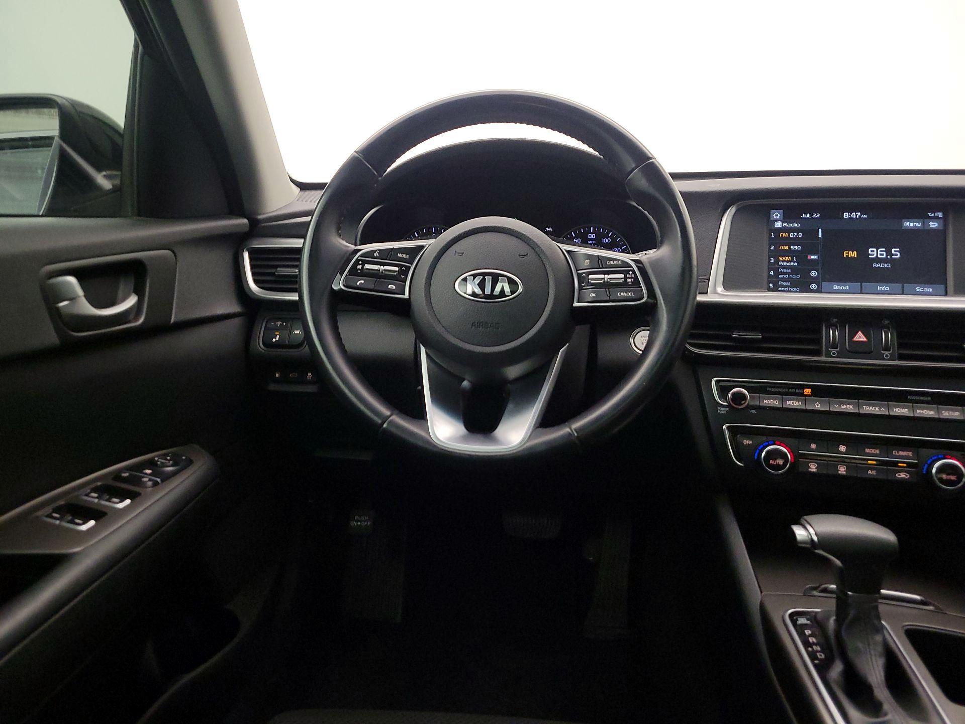 Thumbnail: 2019 Kia Optima - 10