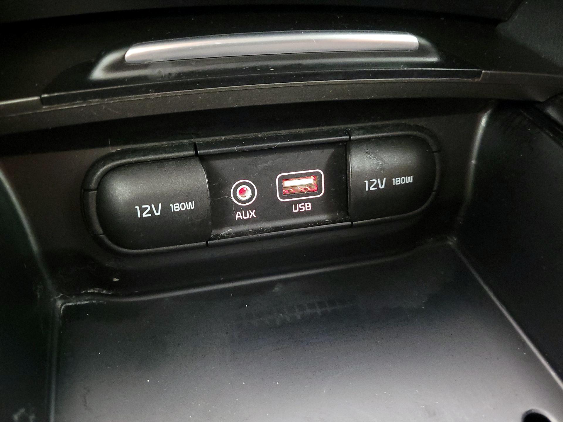 Thumbnail: 2019 Kia Optima - 18