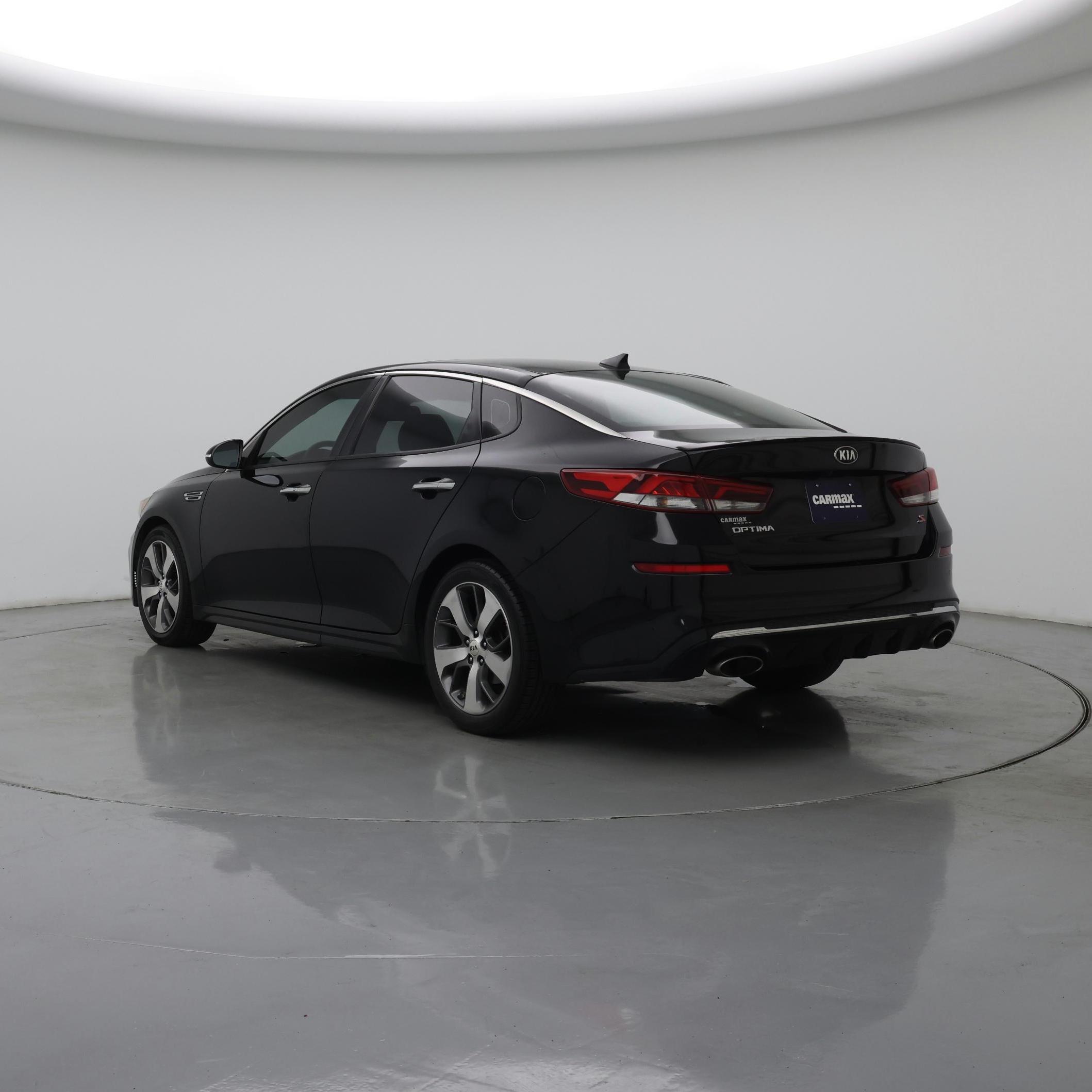 Thumbnail: 2019 Kia Optima - 2