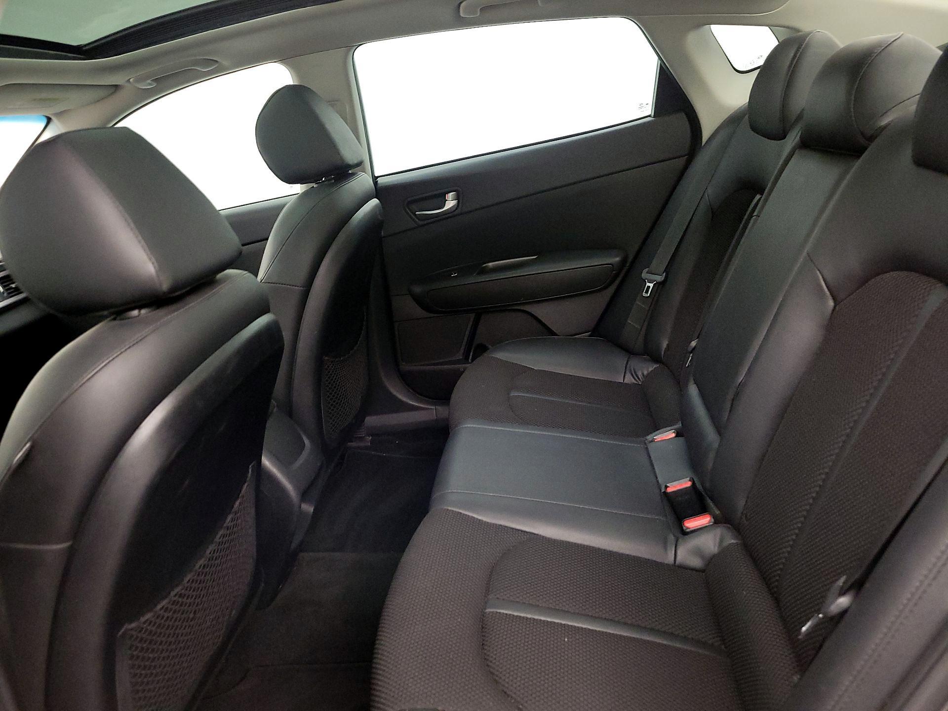 Thumbnail: 2019 Kia Optima - 20