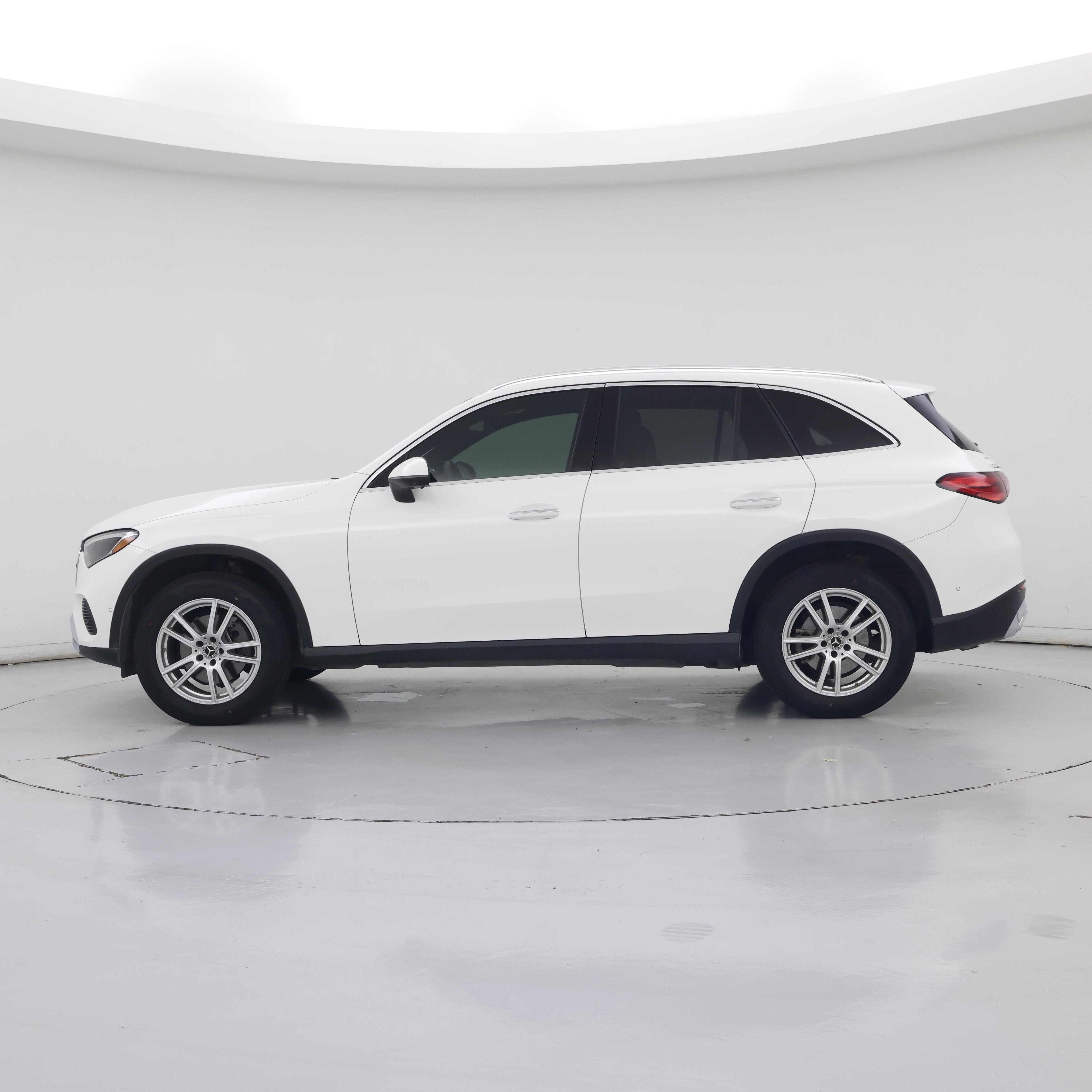 Thumbnail: 2024 Mercedes-Benz GLC - 3