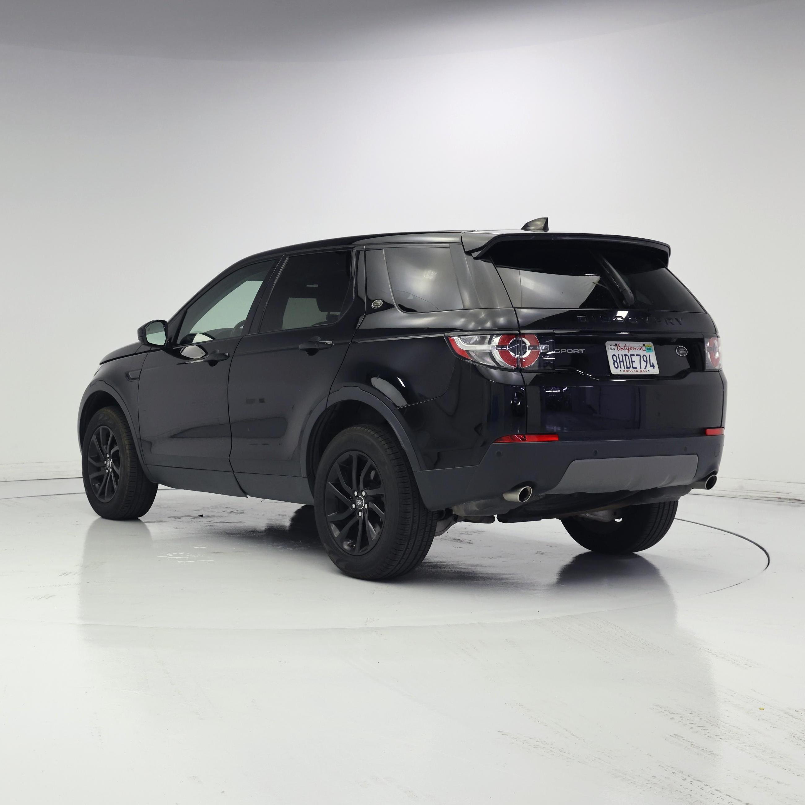 Thumbnail: 2018 Land Rover Discovery Sport - 2