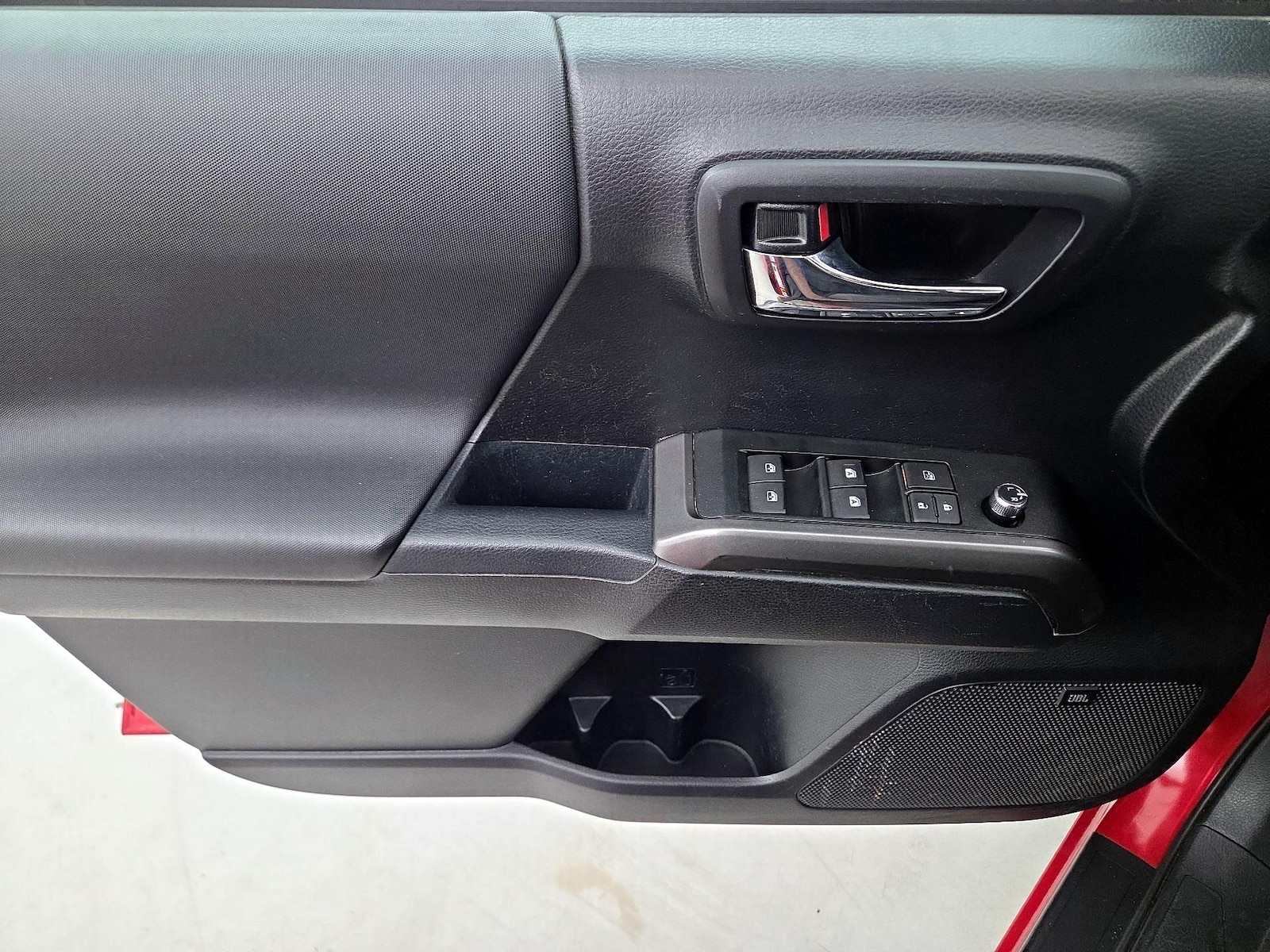 2017 Toyota Tacoma TRD Off Road - Photo 13