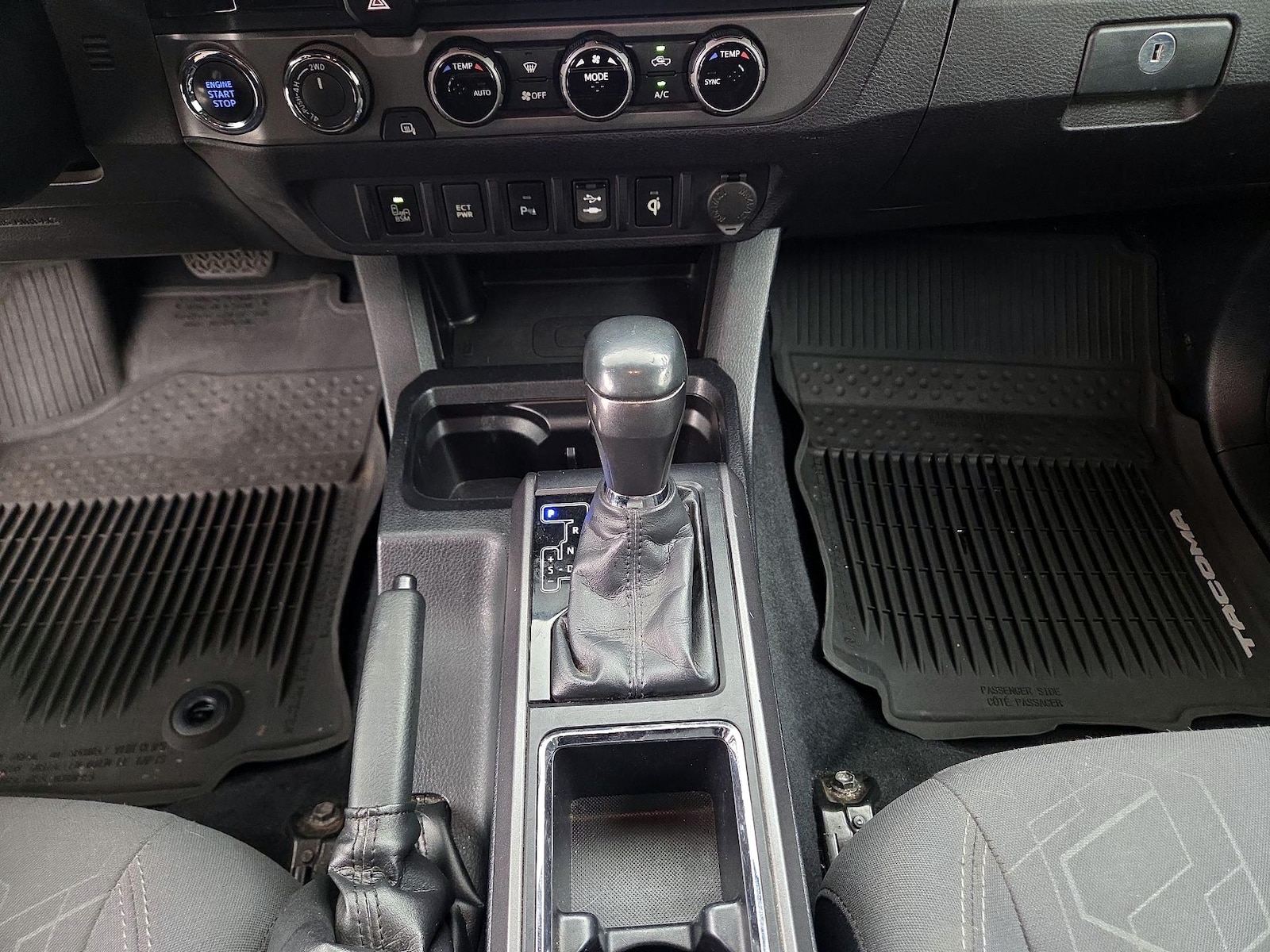 2017 Toyota Tacoma TRD Off Road - Photo 19