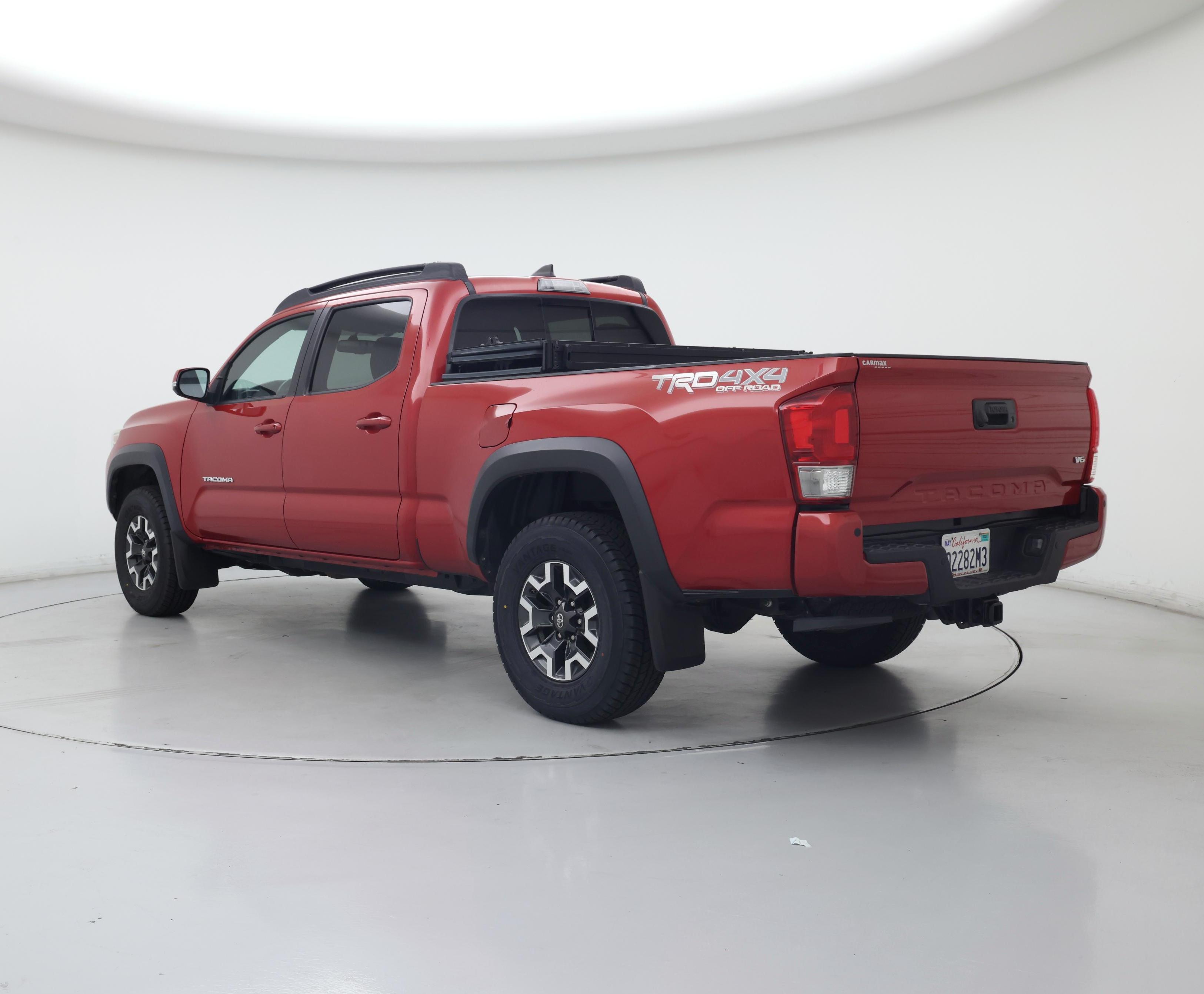 Thumbnail: 2017 Toyota Tacoma - 2