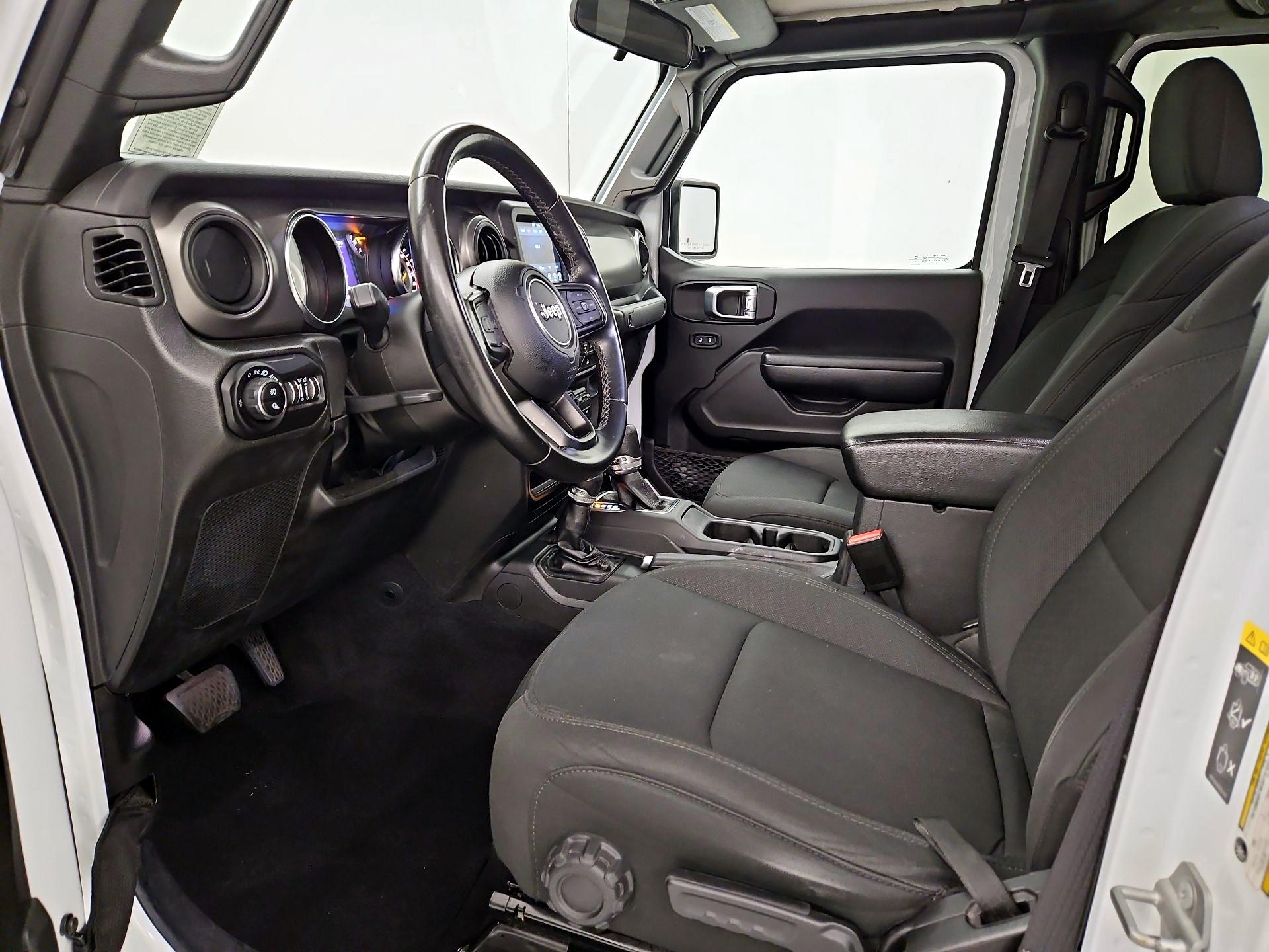 Thumbnail: 2022 Jeep Gladiator - 11