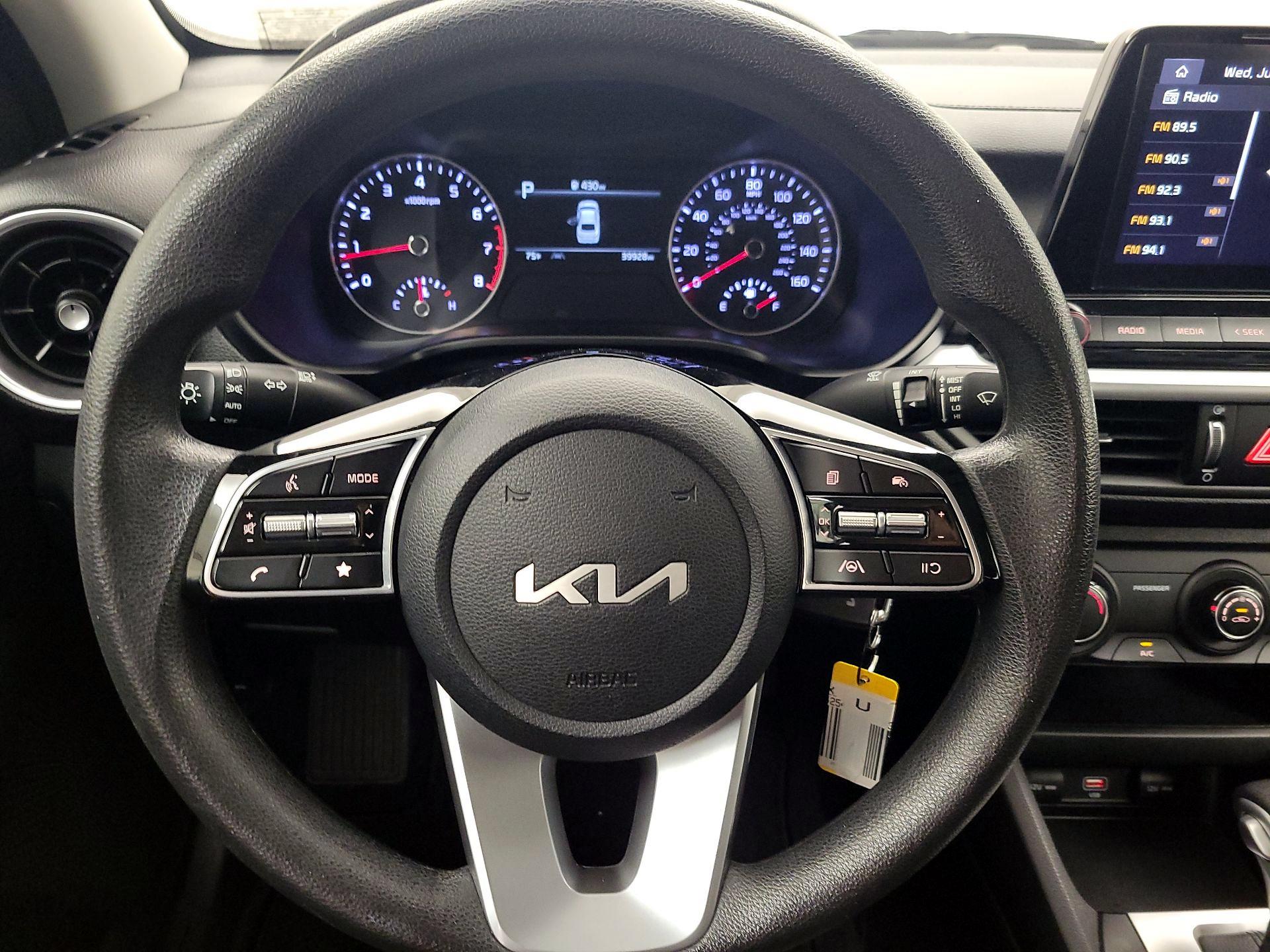 Thumbnail: 2023 Kia Forte - 10
