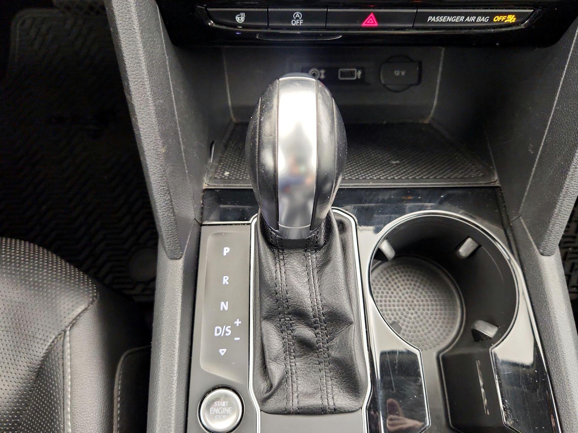 Thumbnail: 2018 Volkswagen Atlas - 18
