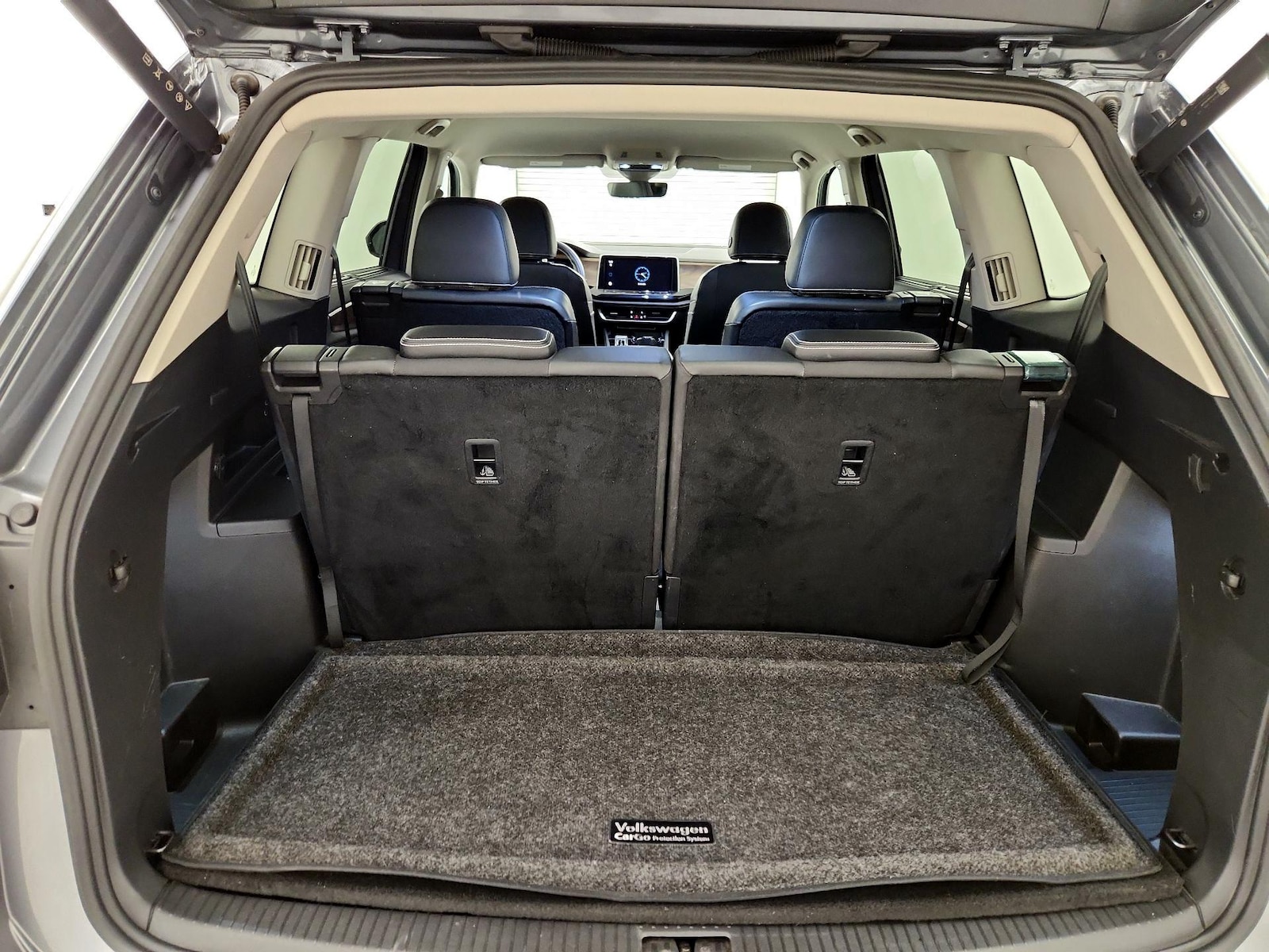 2024 Volkswagen Atlas SE w/Tech - Photo 22