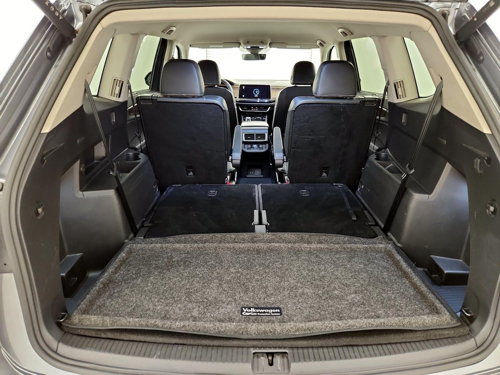 2024 Volkswagen Atlas SE w/Tech - Photo 23