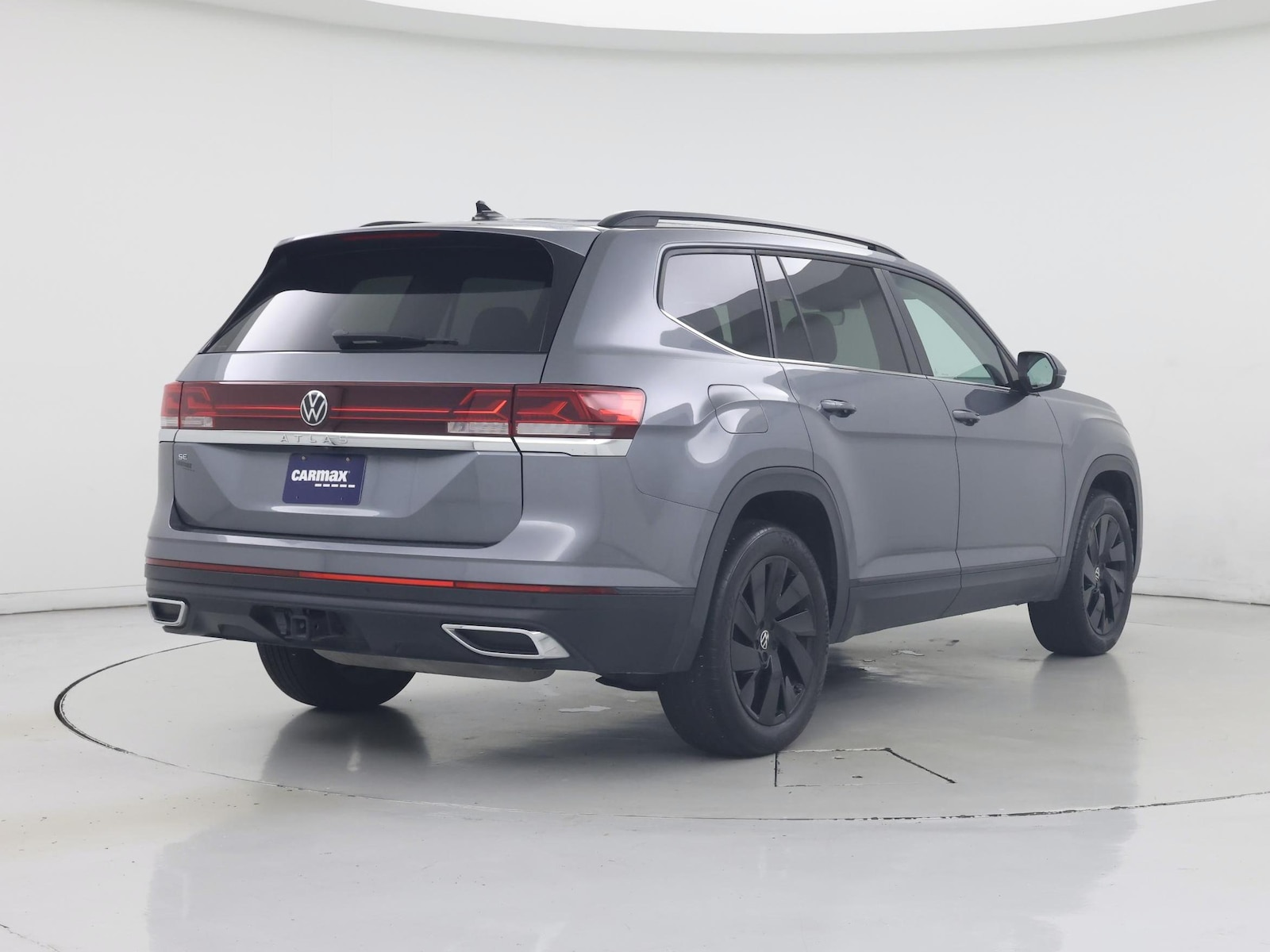 2024 Volkswagen Atlas SE w/Tech - Photo 9