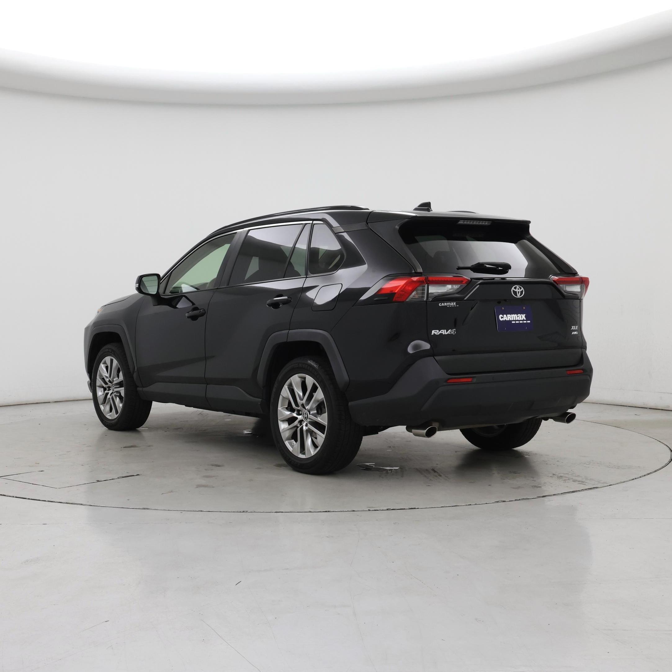 Thumbnail: 2020 Toyota RAV4 - 2