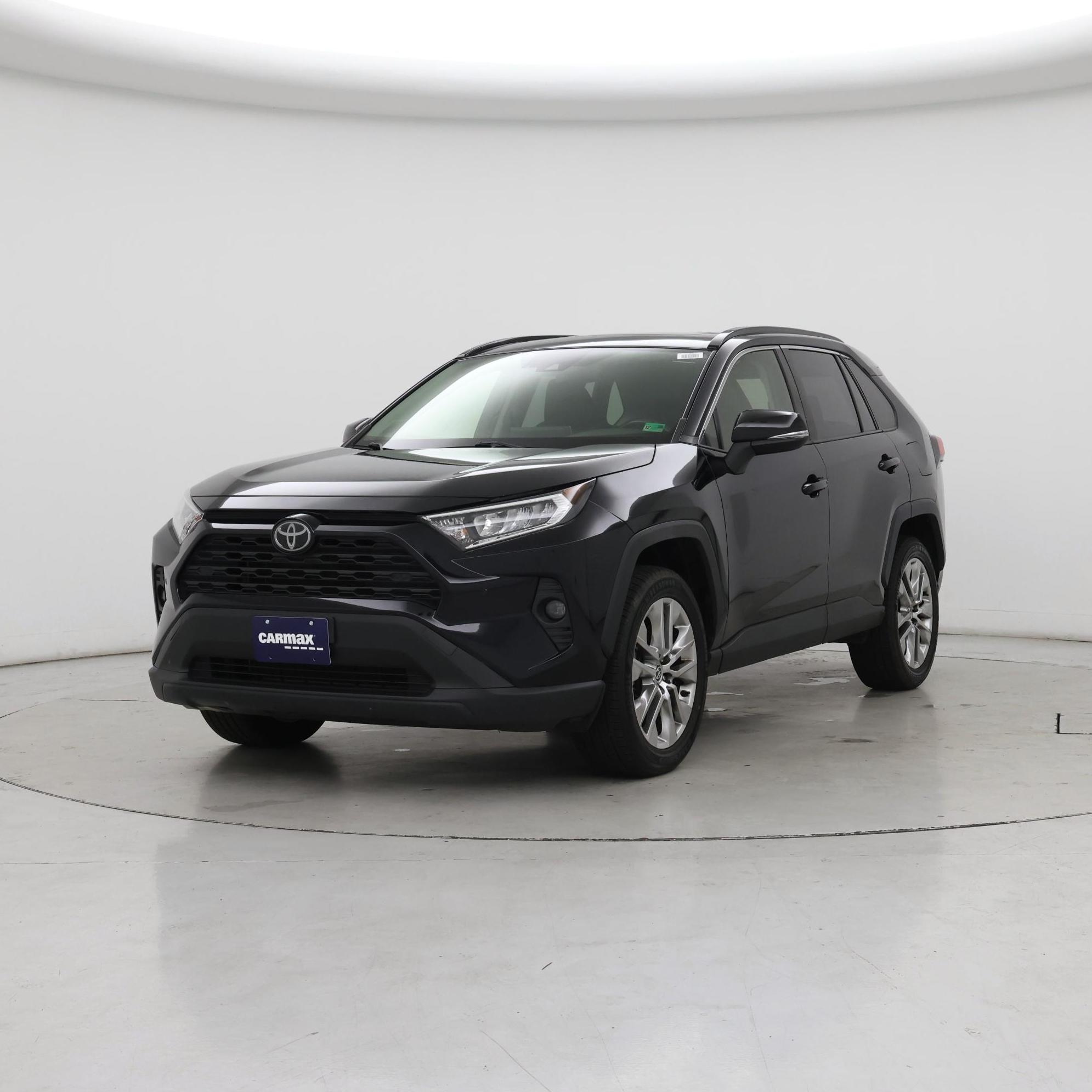 Thumbnail: 2020 Toyota RAV4 - 4