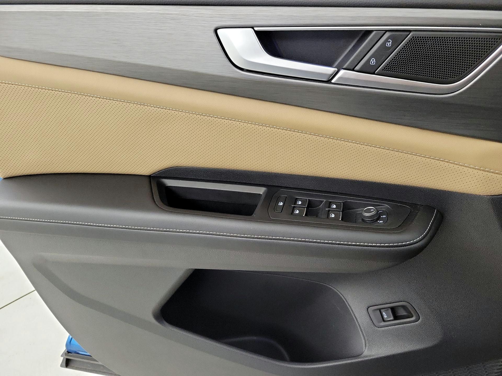 Thumbnail: 2024 Volkswagen Atlas - 12