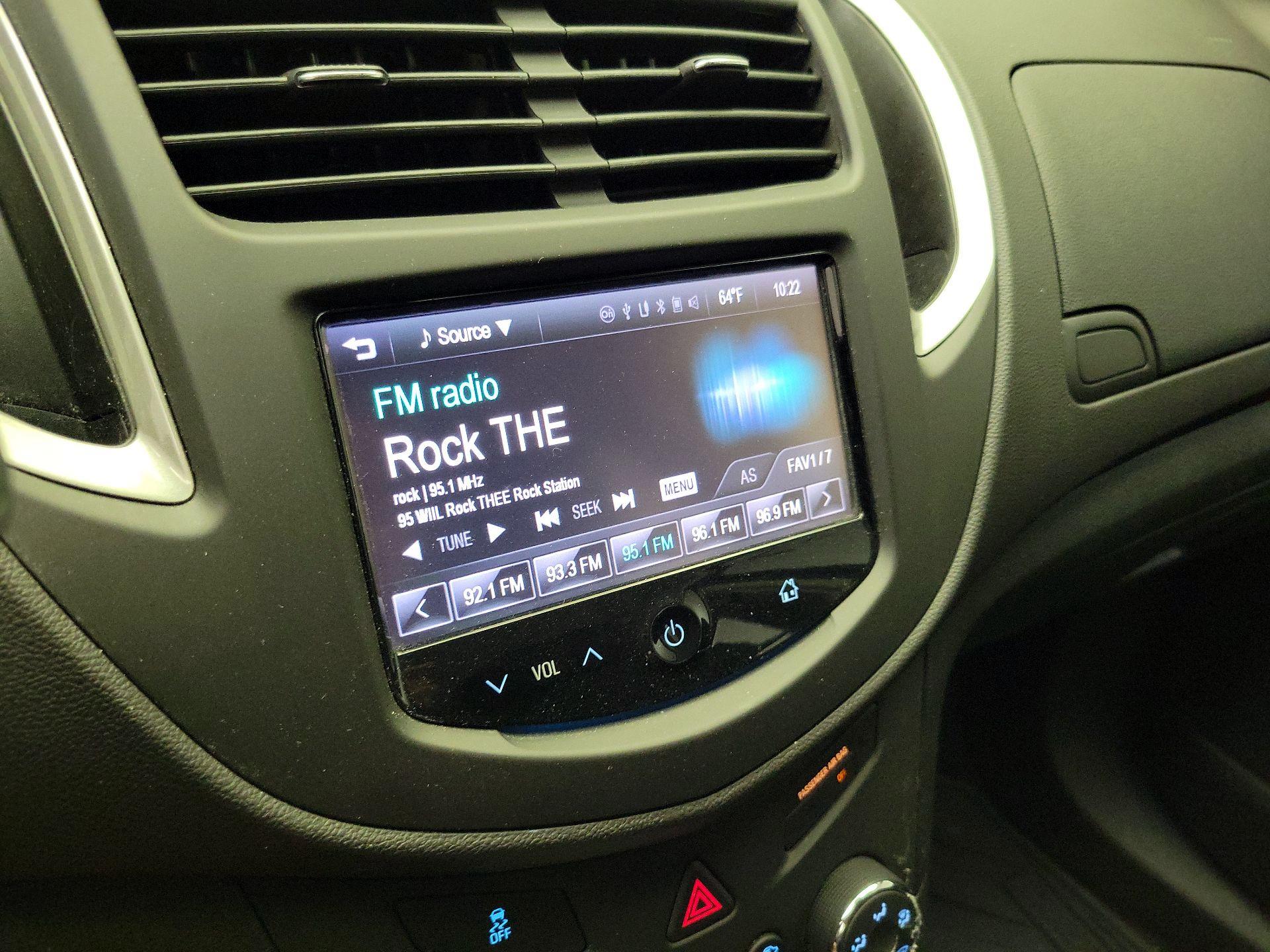 Thumbnail: 2016 Chevrolet Trax - 15