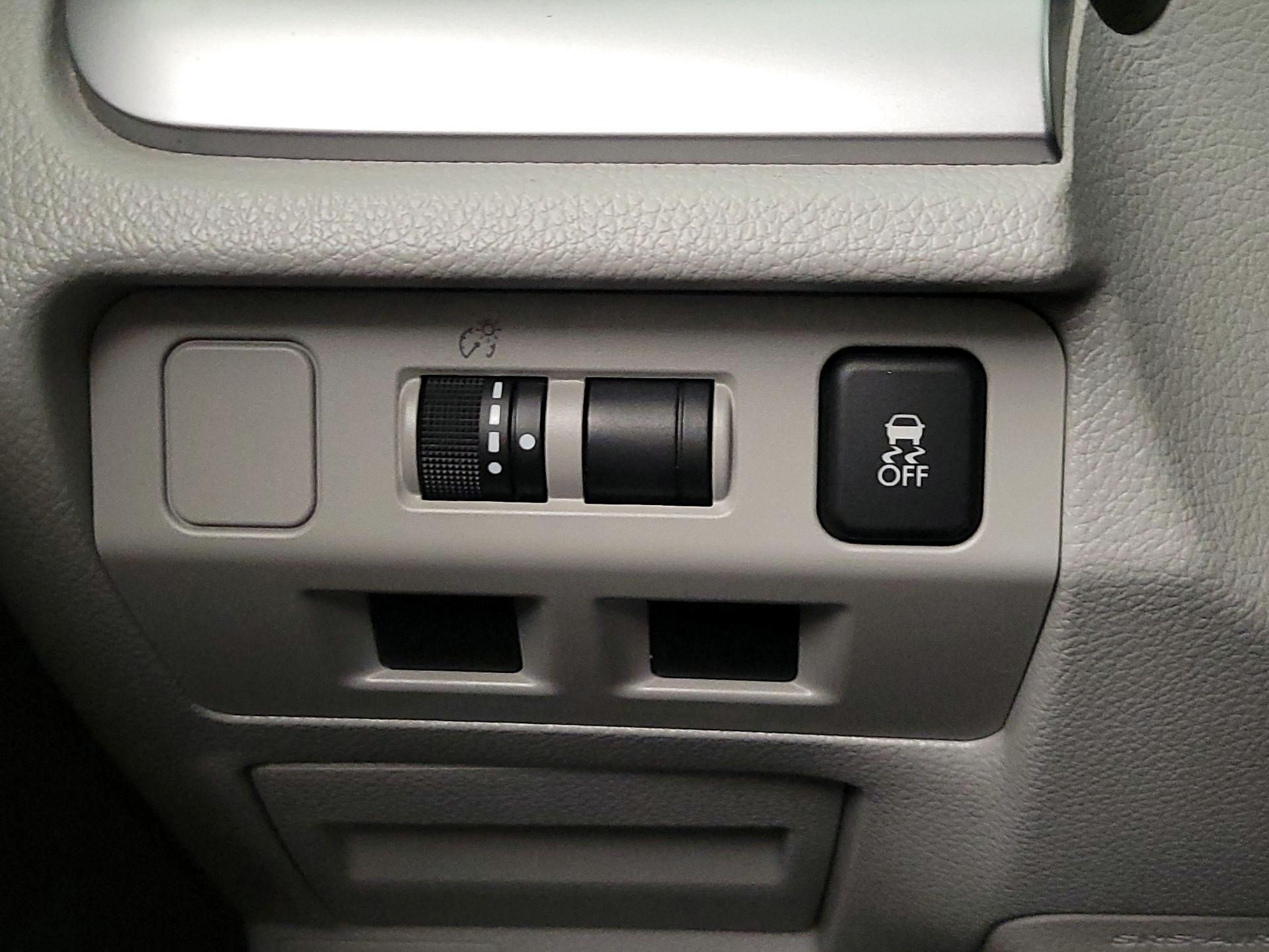 Thumbnail: 2016 Subaru Forester - 13